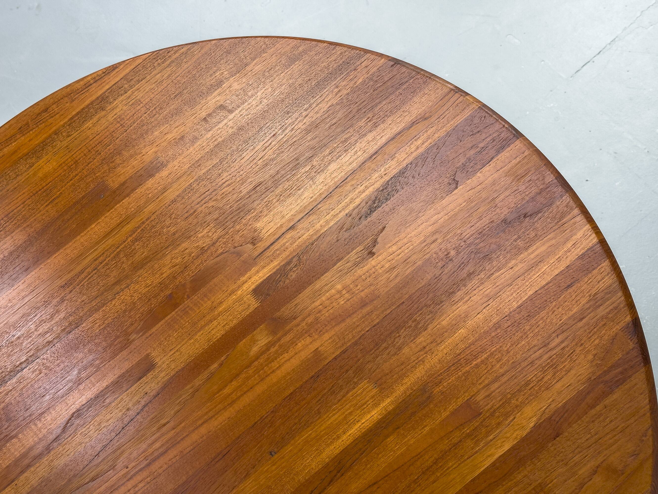 Round Dining Table in Solid Teak, 1970s