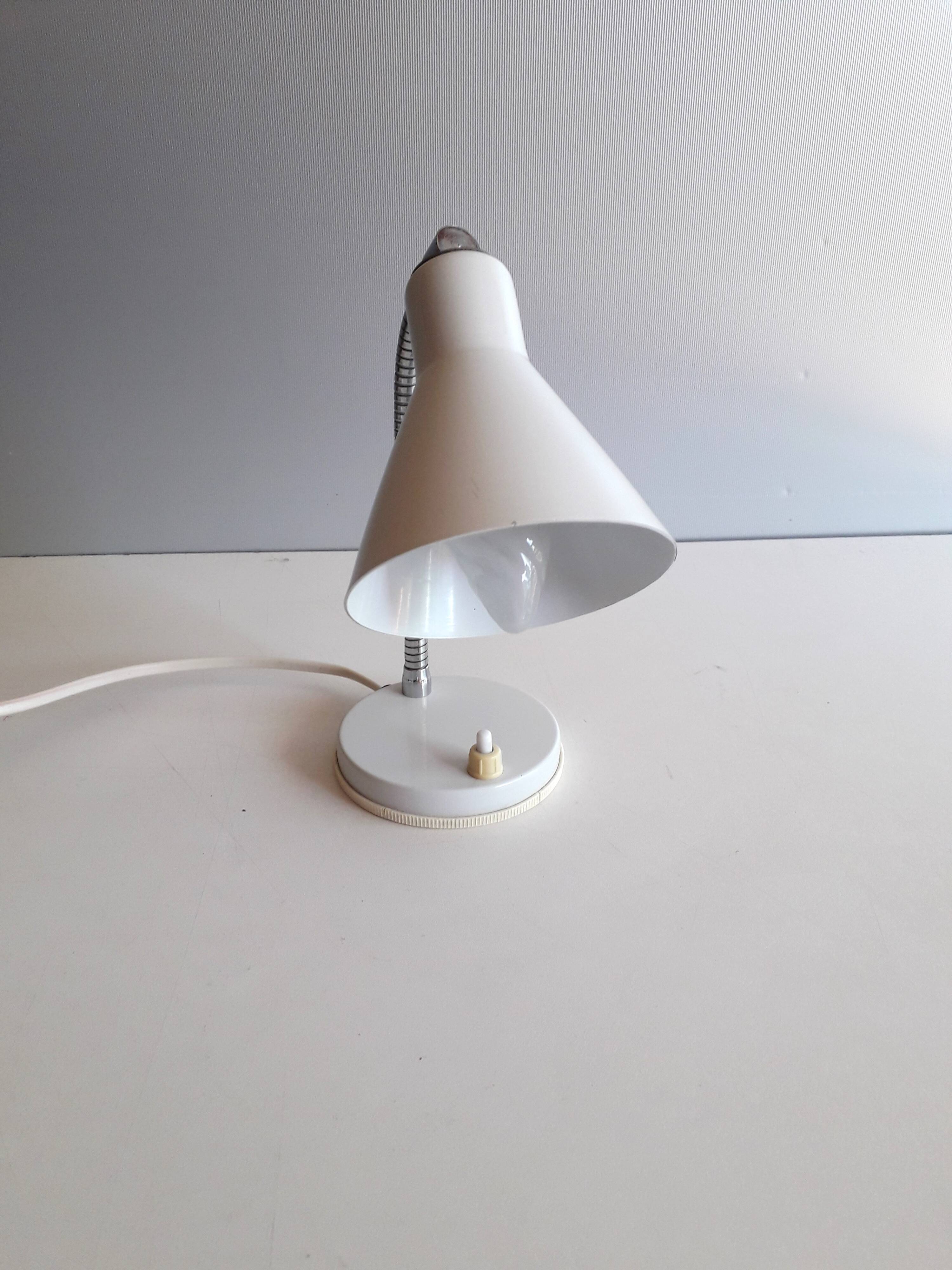 Vintage desk lamp / reading light - white lacquered - 1970s