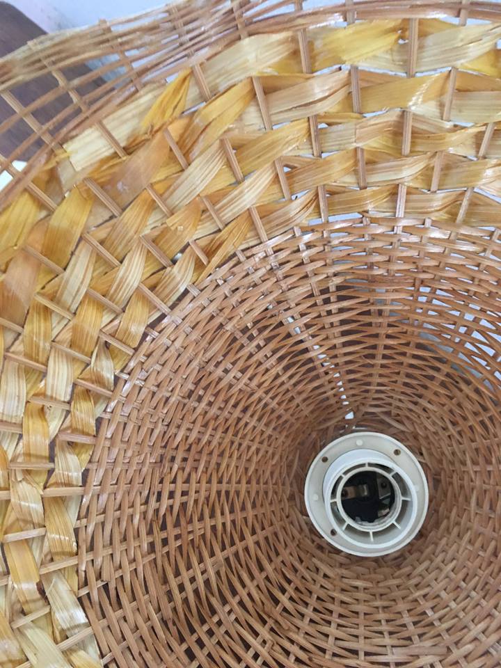 Hnaging braided wicker