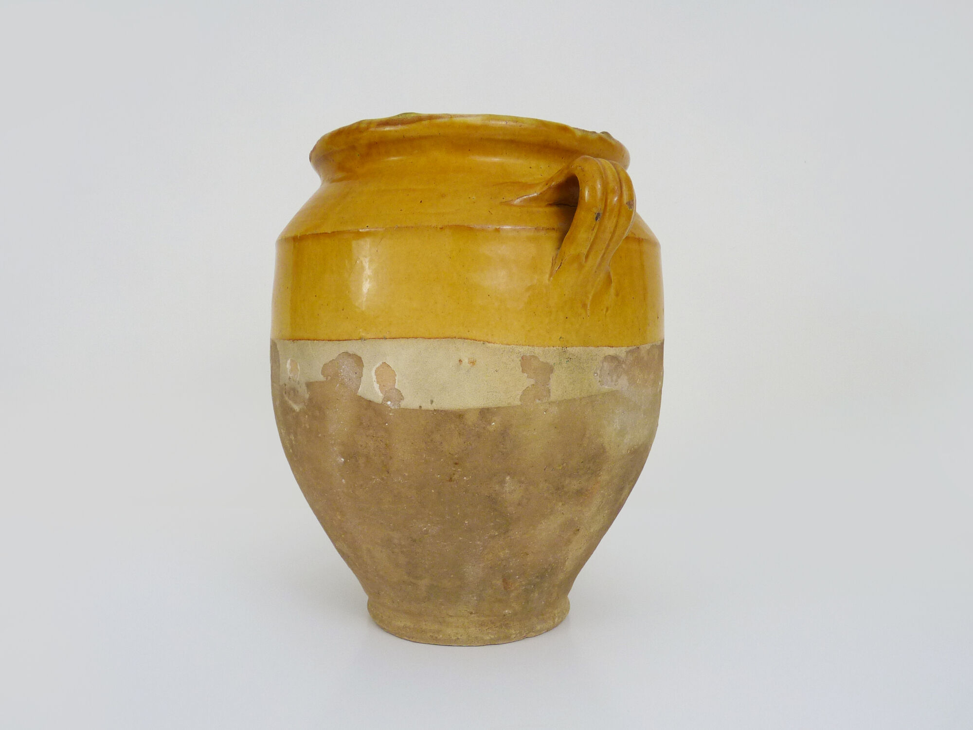Glazed yellow confit pot, south west of France. Conservation pot. Pyrenees XIXth