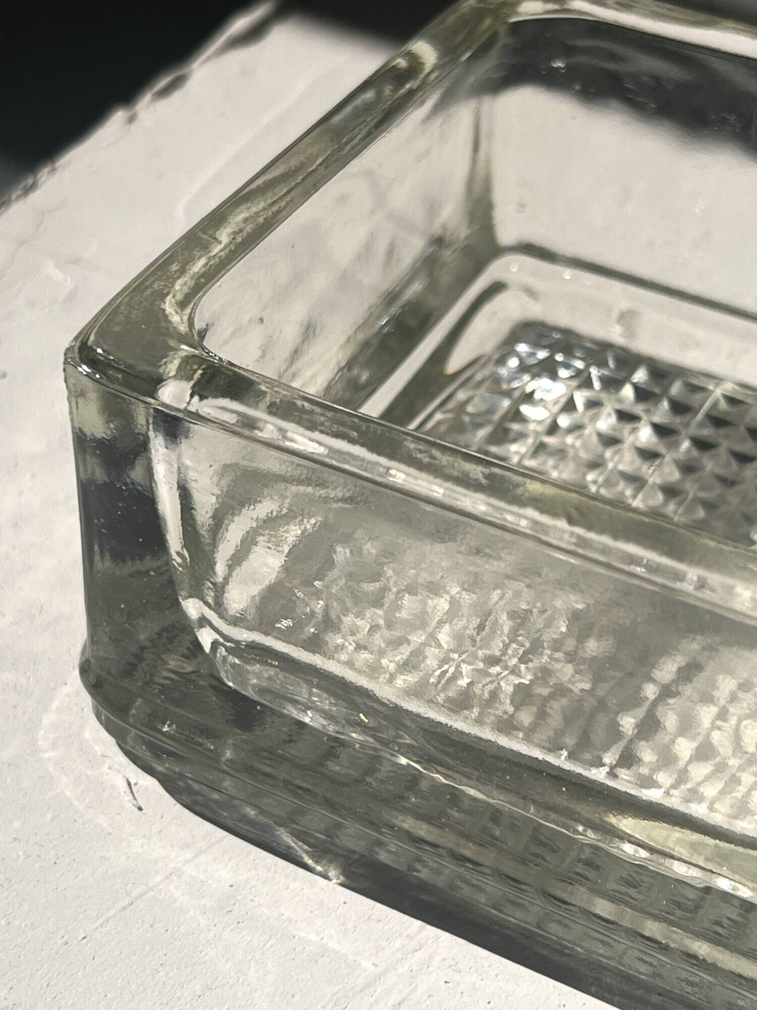 Ashtray catch-all Nevada in tempered glass attributed to Corbusier / Perriand
