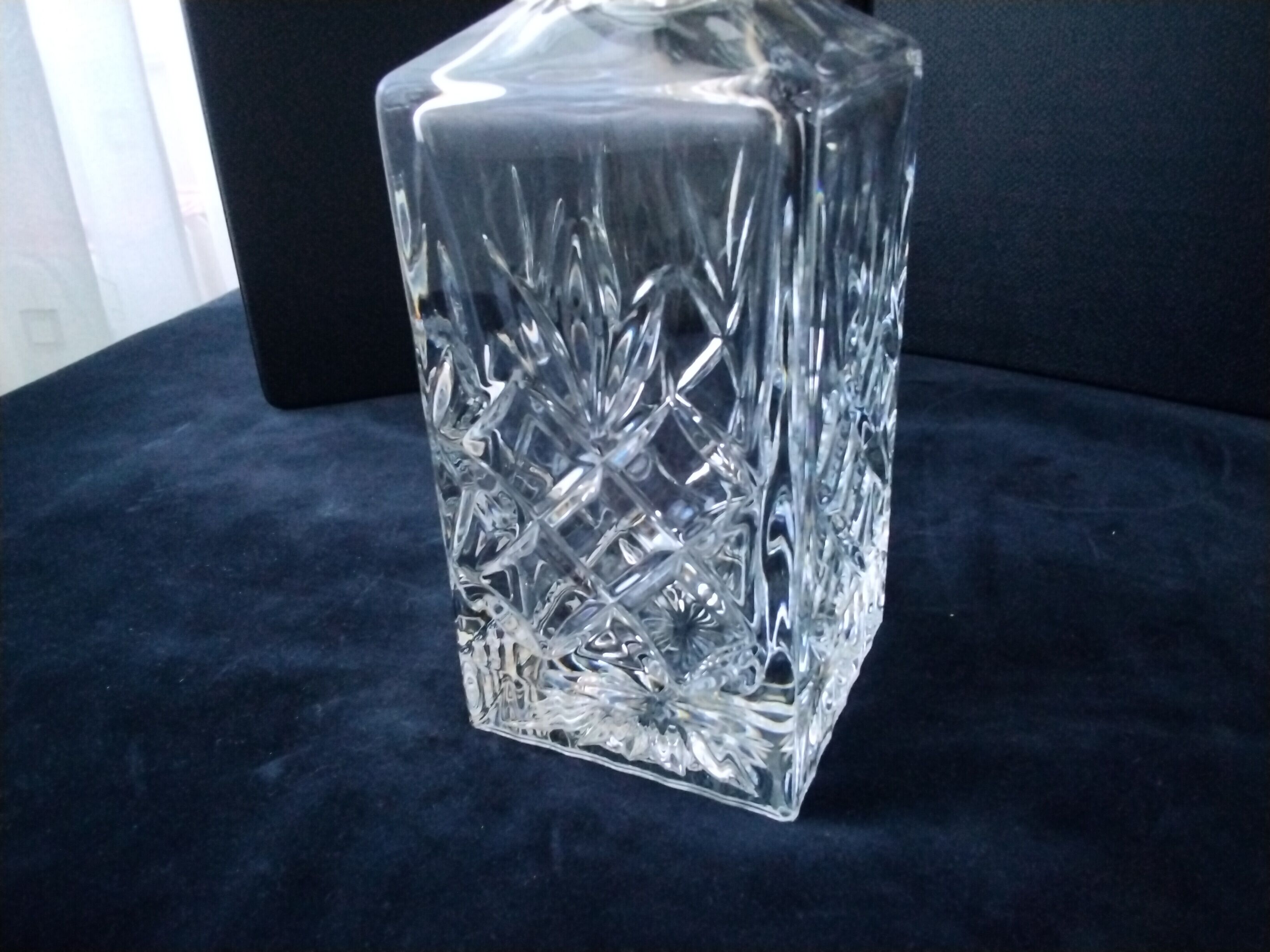 Crystal whisky decanter