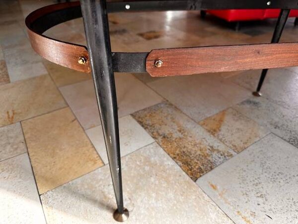 Petite table basse coffee table, attribuée à Silvio Cavatorta