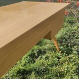 Scandinavian desk with compass feet