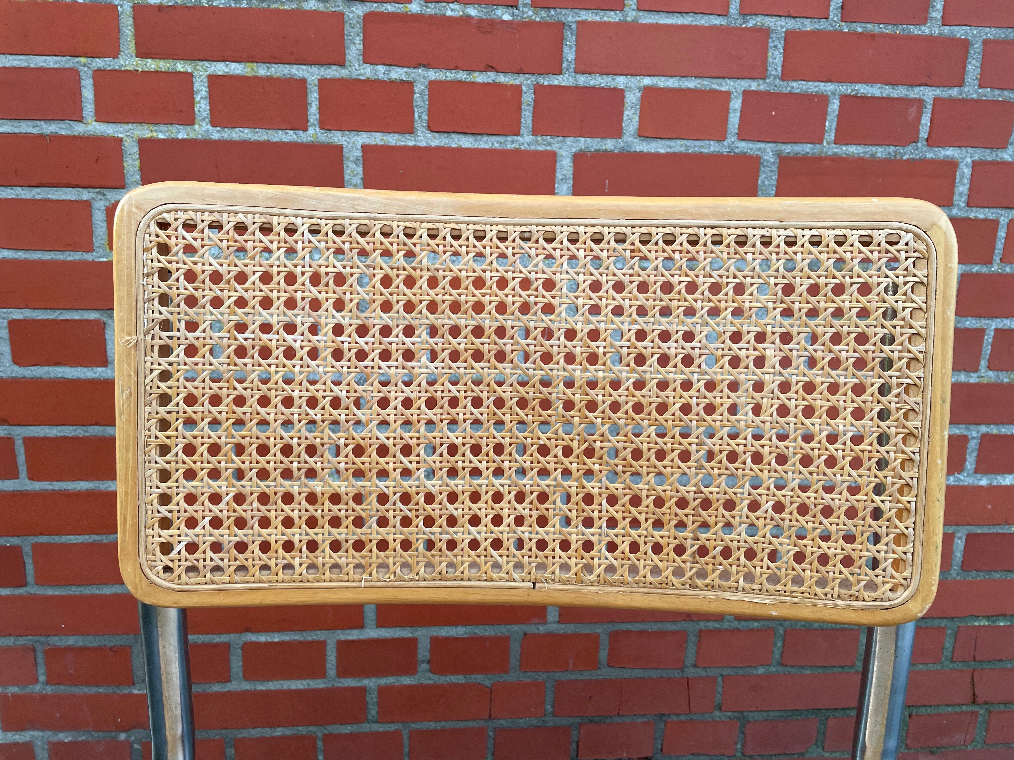 Cesca chair b32 model design Marcel Breuer
