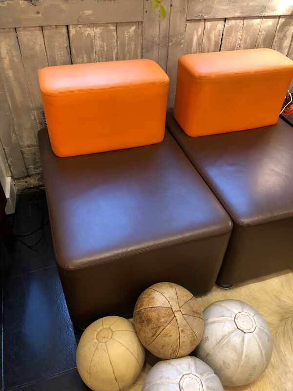 Paire de fauteuils chauffeuses vintage steelcase en simili cuir