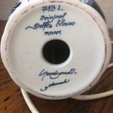 Pied de lampe en porcelaine bleue
