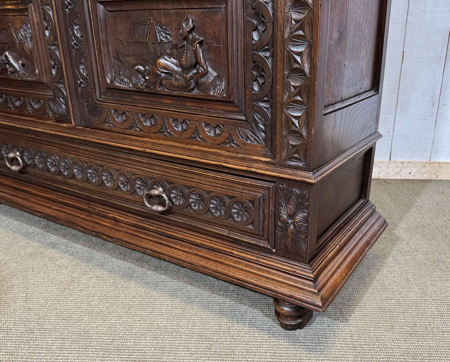 Breton library from the early 20th century in chestnut wood
