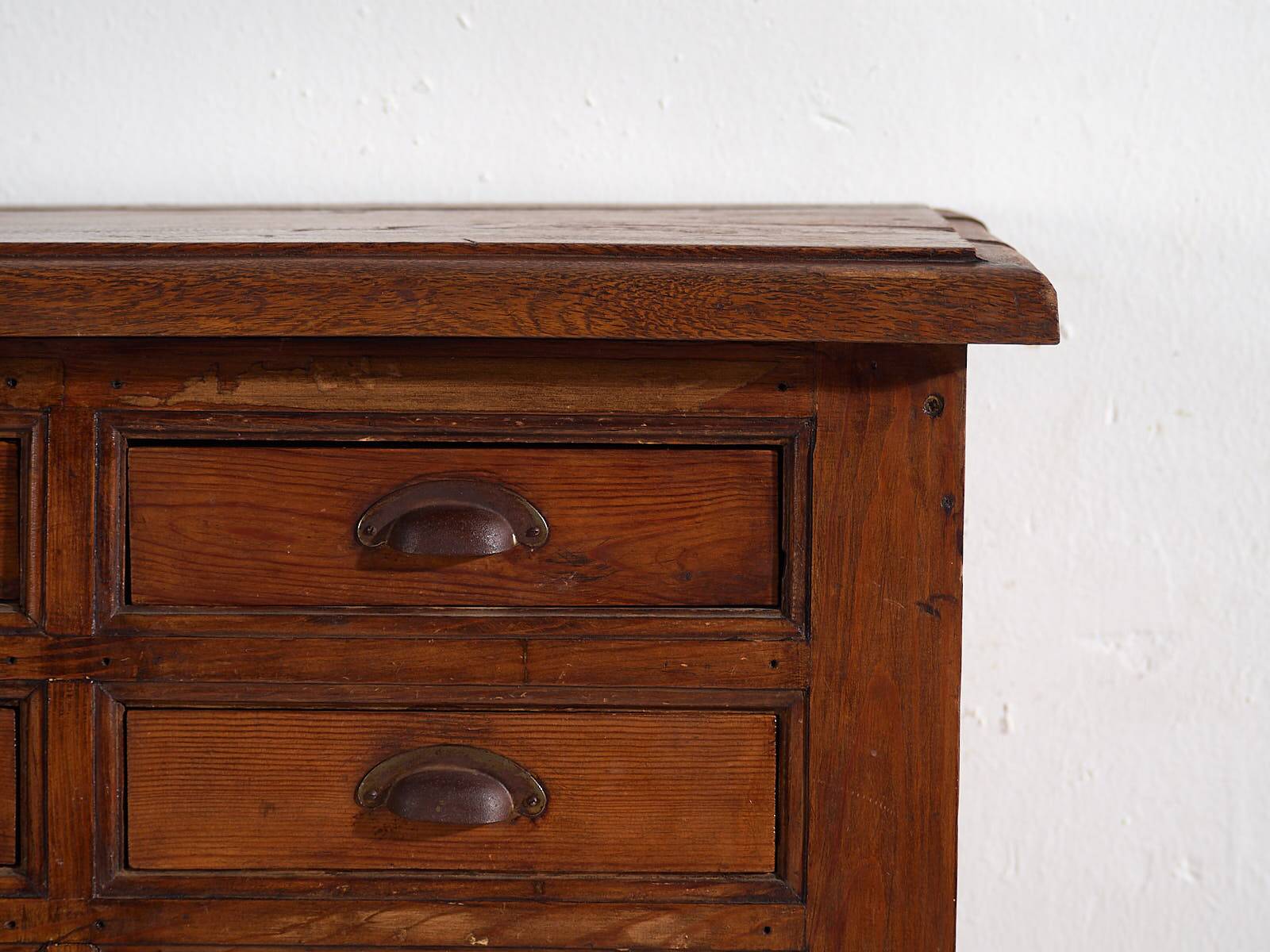 Antique multi-drawer apothecary cabinet (circa 1920)