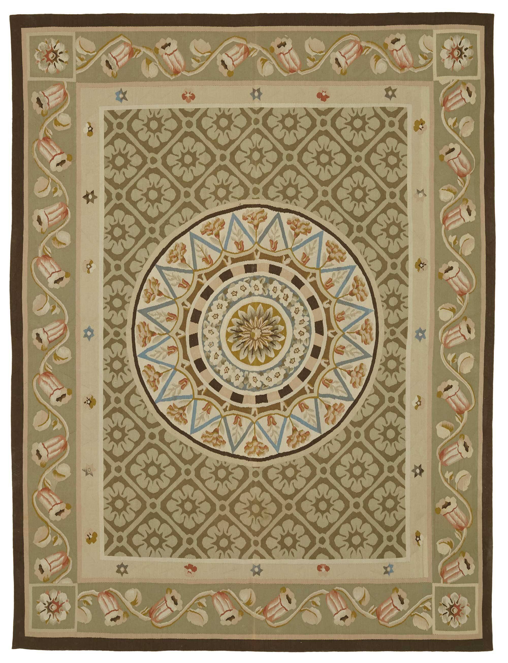 Handmade European Vintage Aubusson Kilim 207 cm x 273 cm