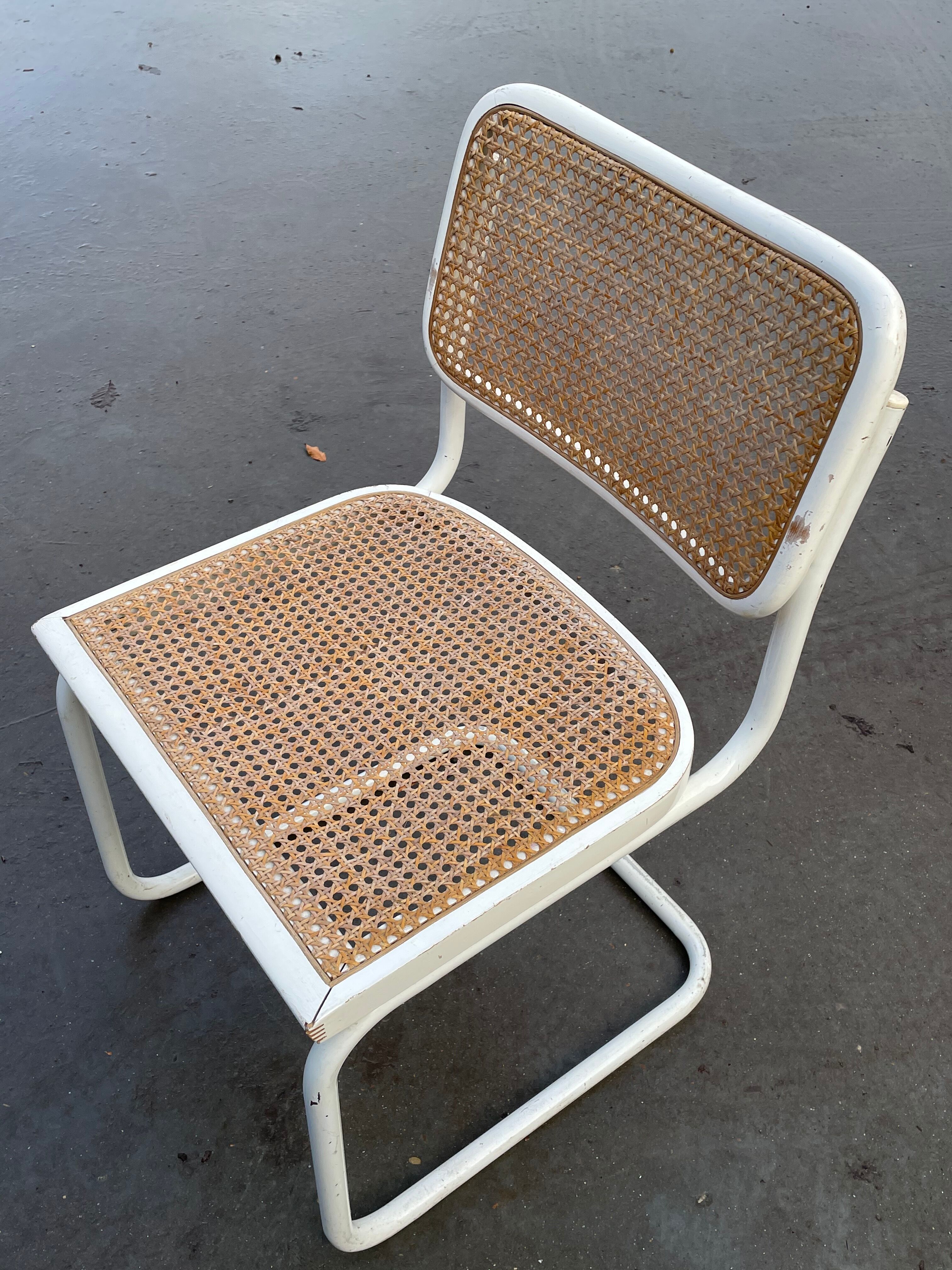 Cesca design chair b32 model white