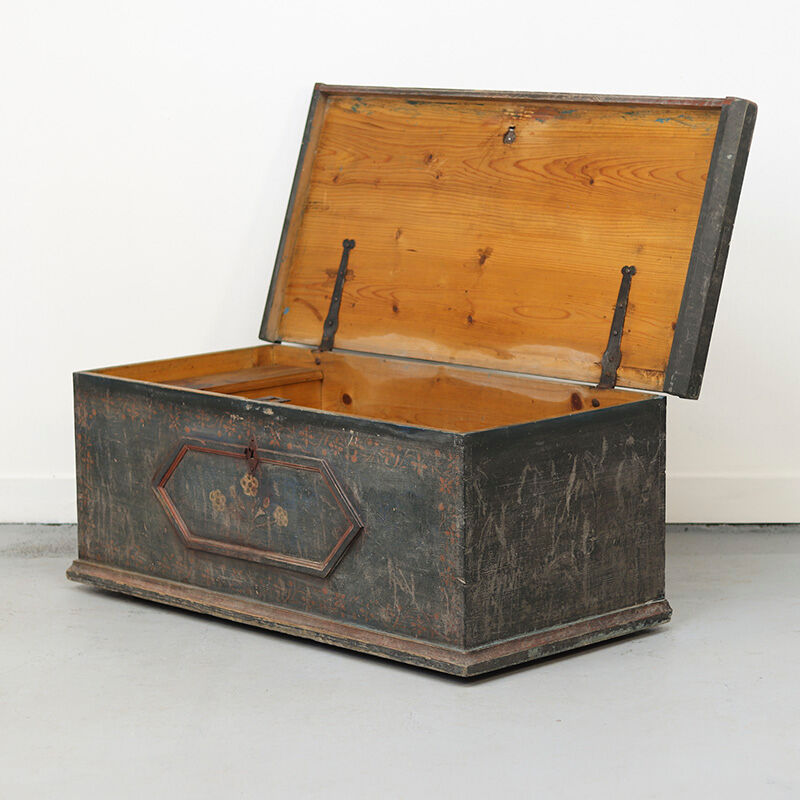 Antique Folk Art Painted bridal chest