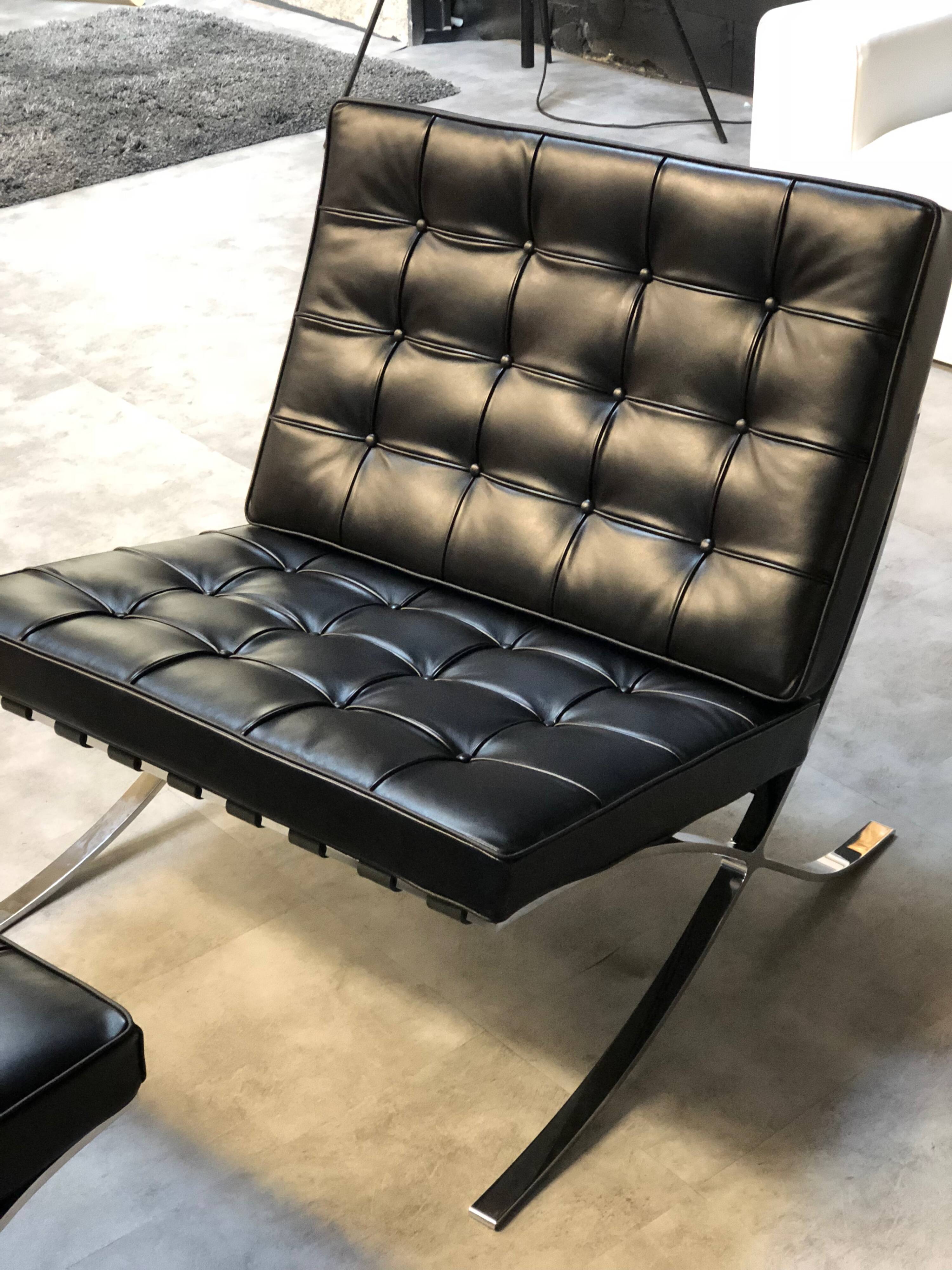 Barcelona chair Knoll