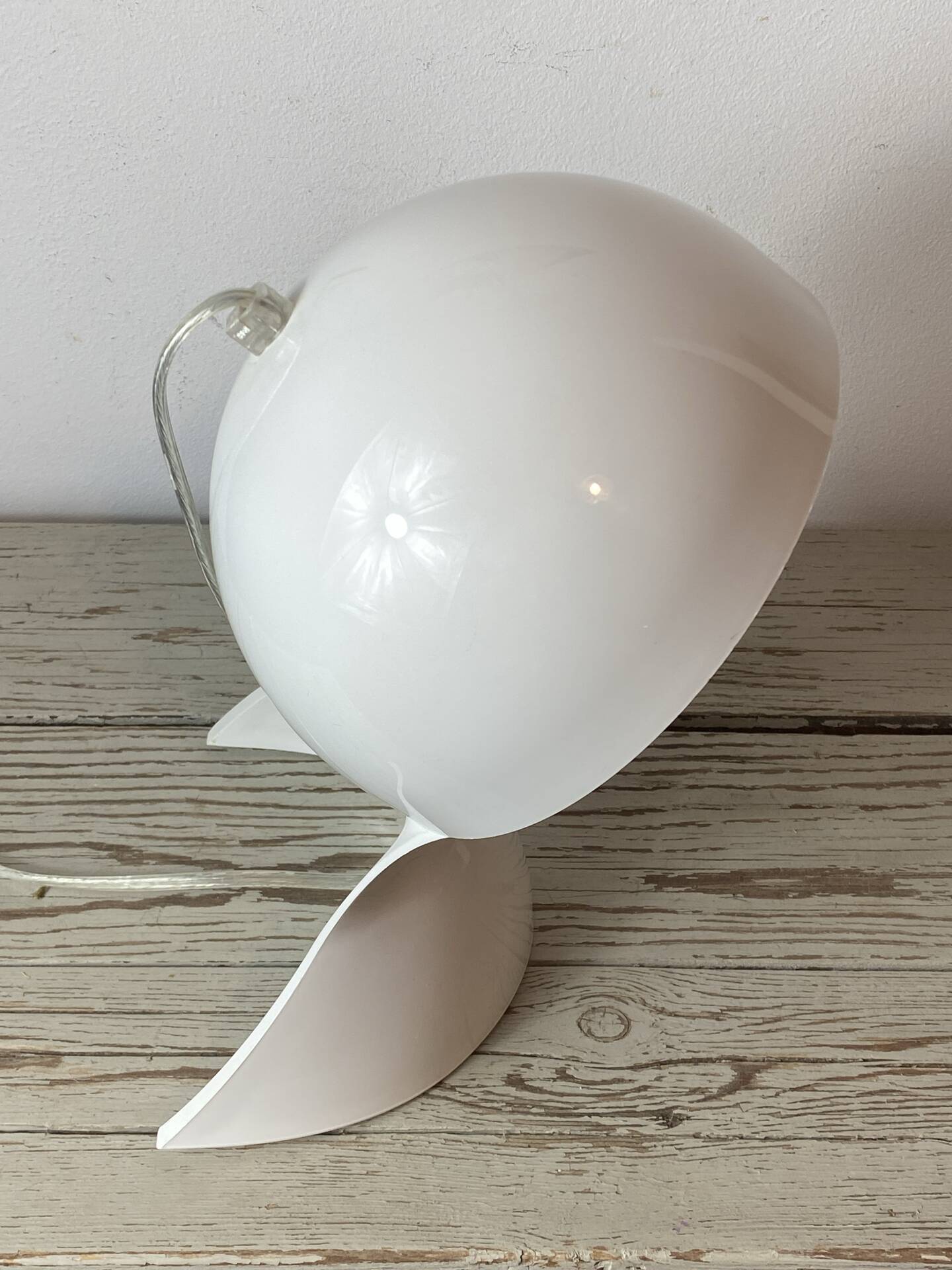 Dalu lamp by Artemide