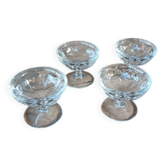 4 small old glass cups