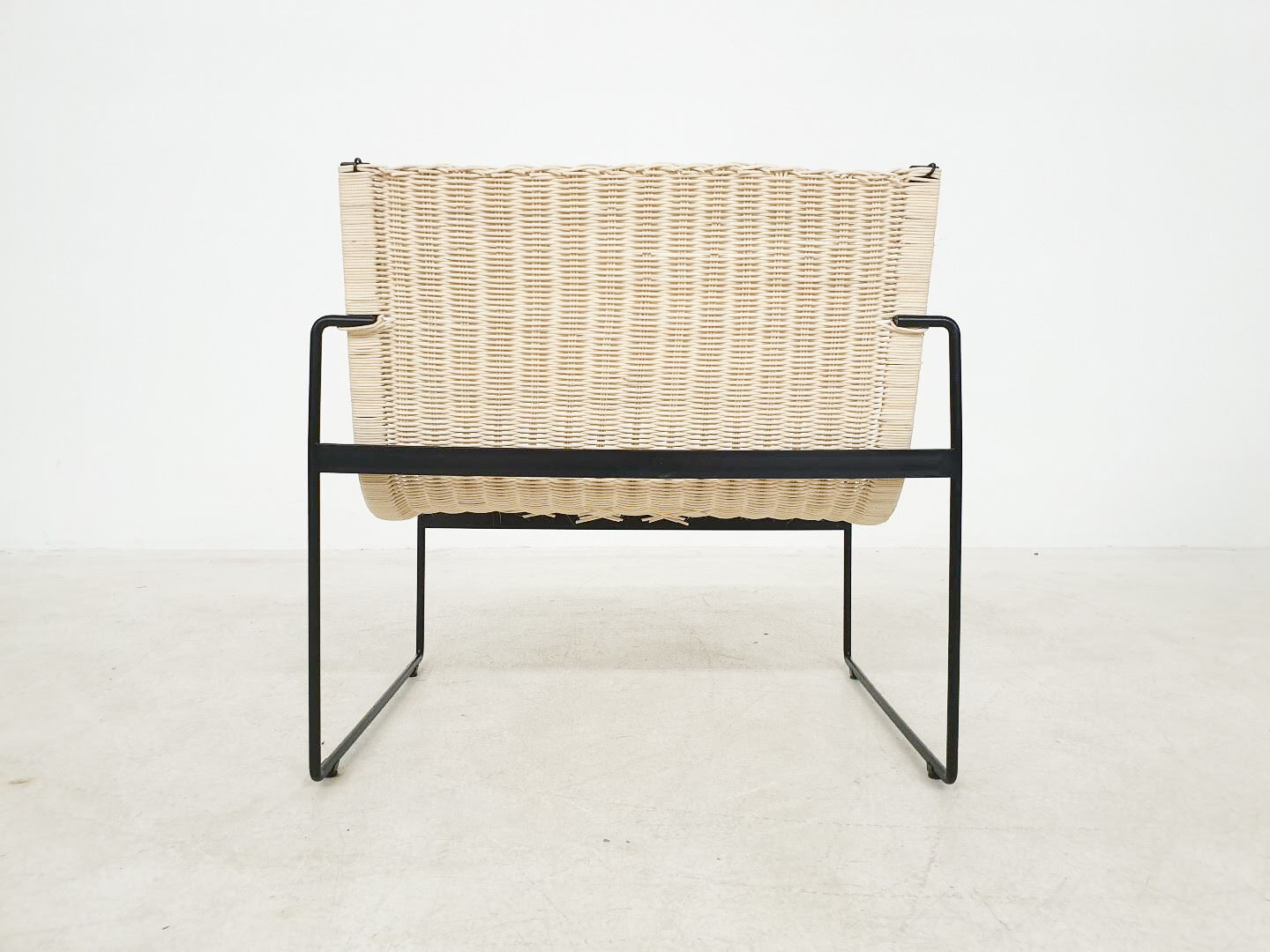 Chauffeuses en rotin de Gregorio Vicente Cortes et Luis Onsurbe pour Metz and Co, design néerlandais 1961