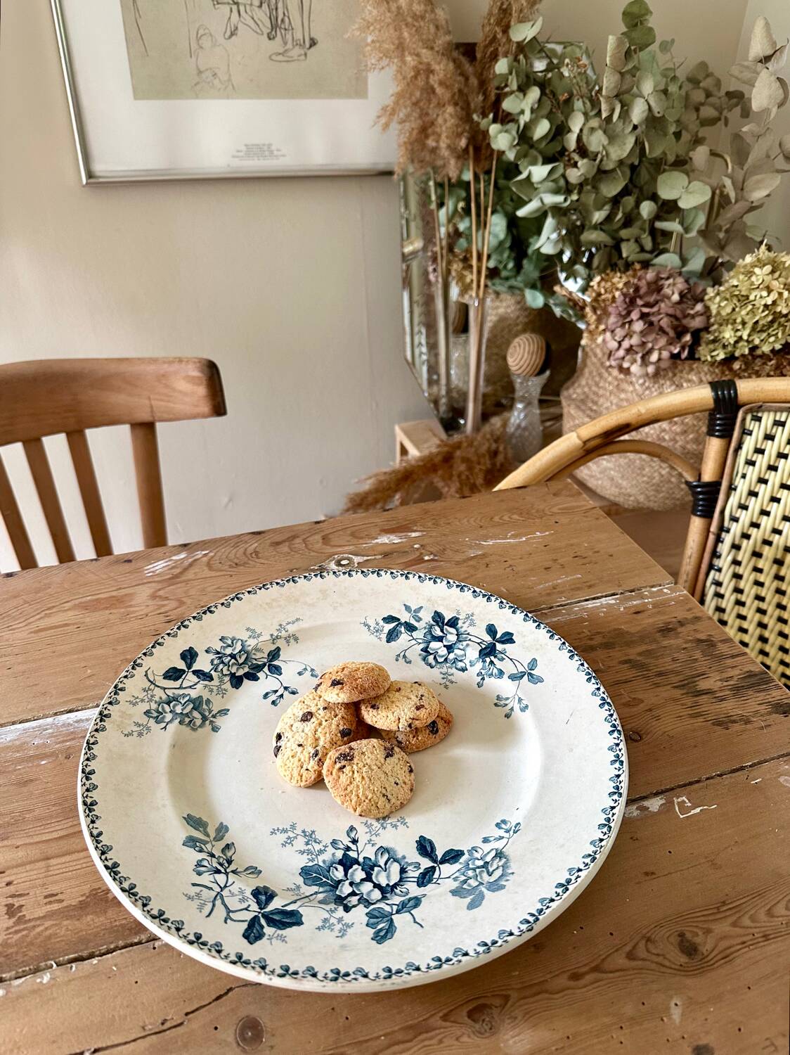 Round dish Saint Amand and Hamage Nord, Acacia model