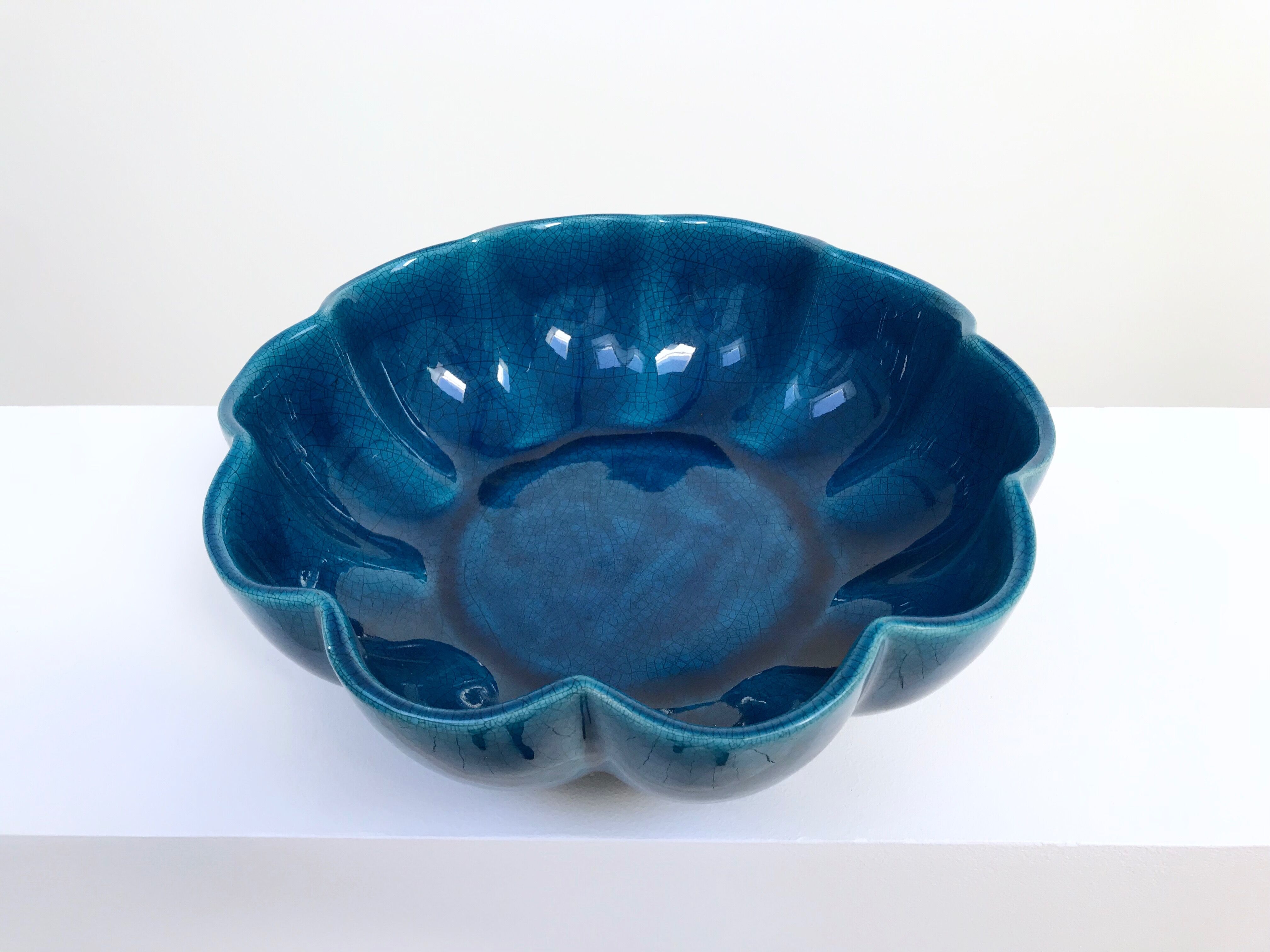 Coupe en céramique effet craquelé