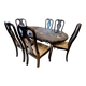 Tables coréenne laquée avec incrustations nacrées et 8 chaises
