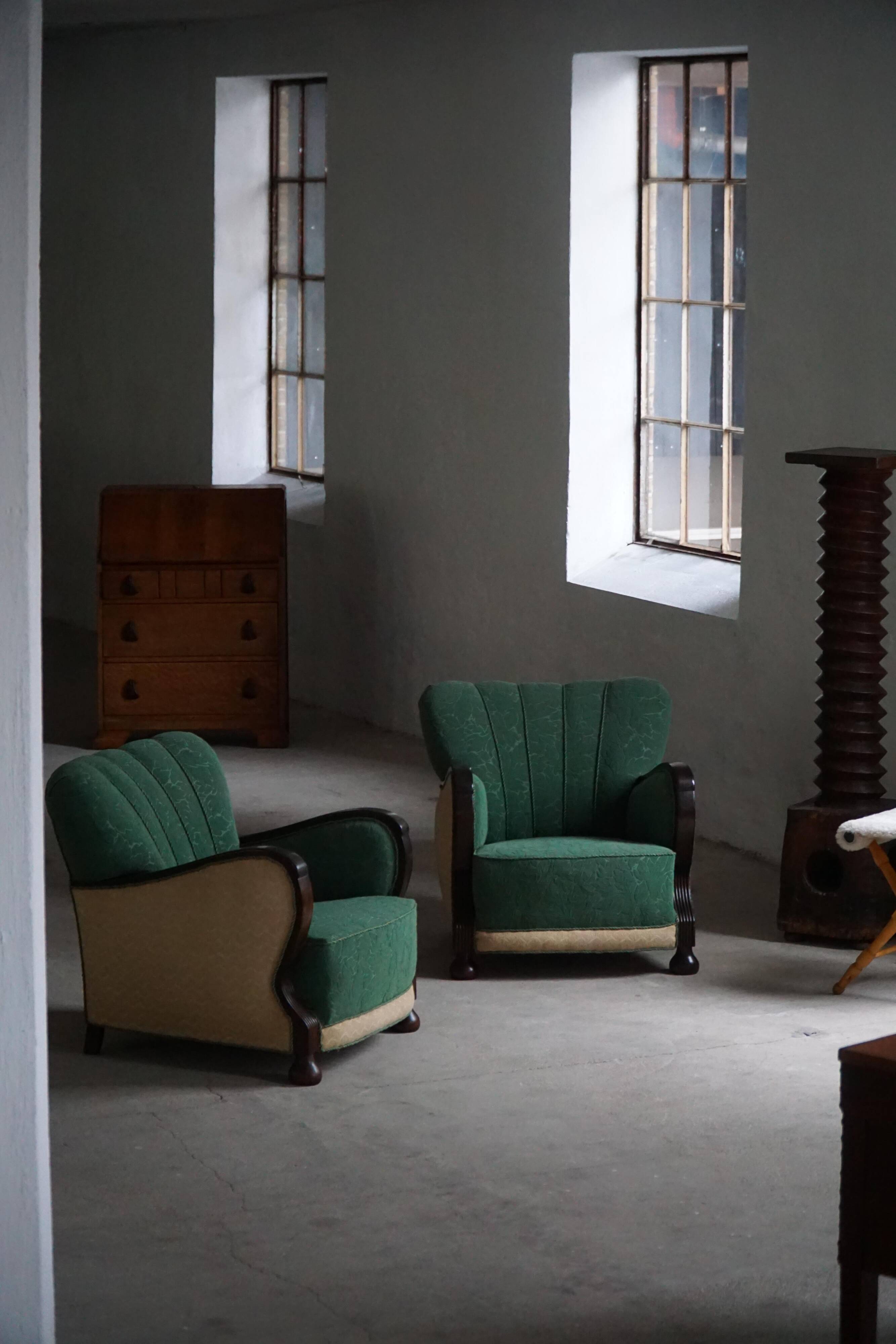 Pair of Art Deco lounge chairs, made by a Danish cabinetmaker, 1940s.