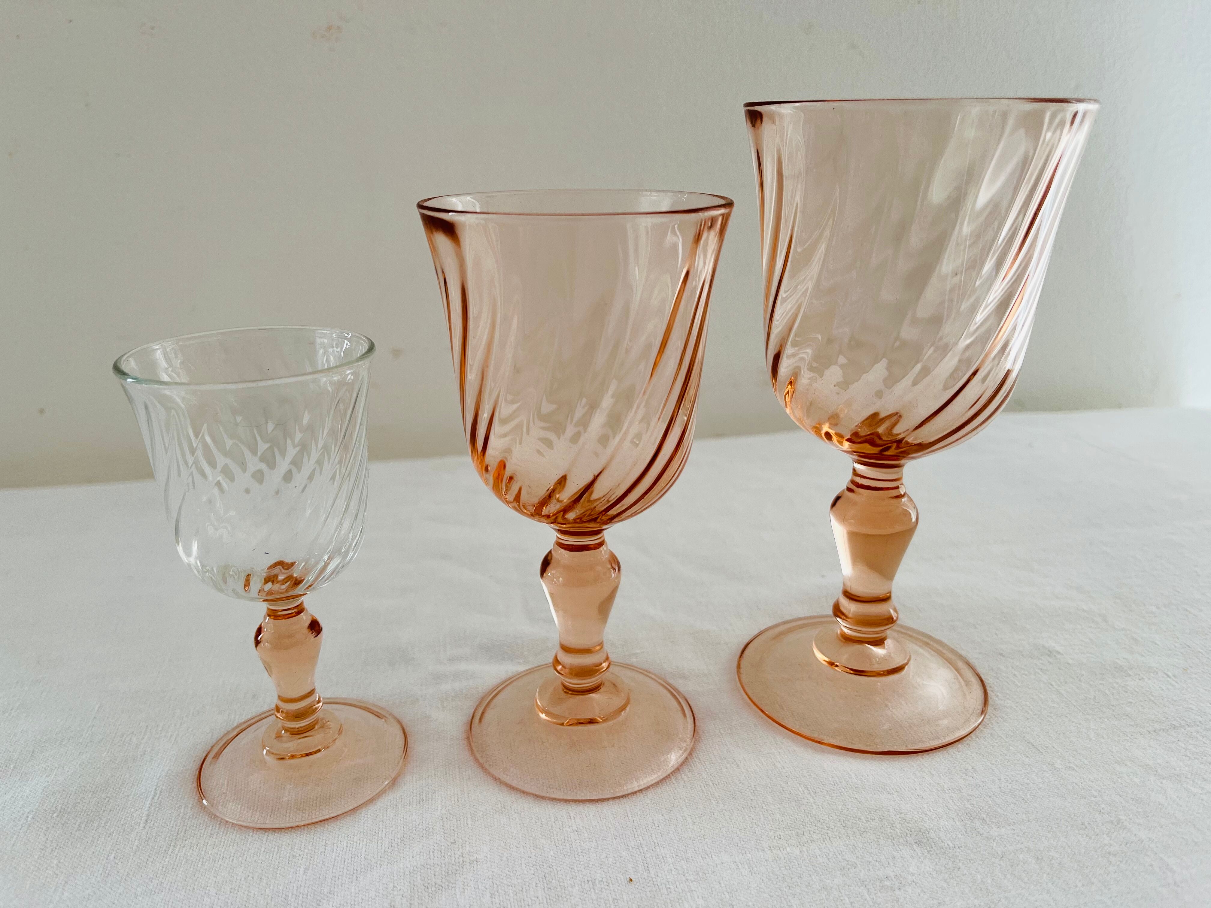 Set of 6 luminarc pink wine glass
