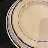 Assiettes liseré bleu