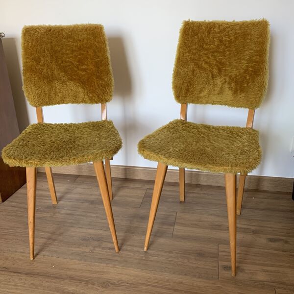 2 chaises moumoute jaune