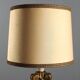 Lampe en bois sculpté et doré avec abat-jour en tissu, Italie, XIXe siècle