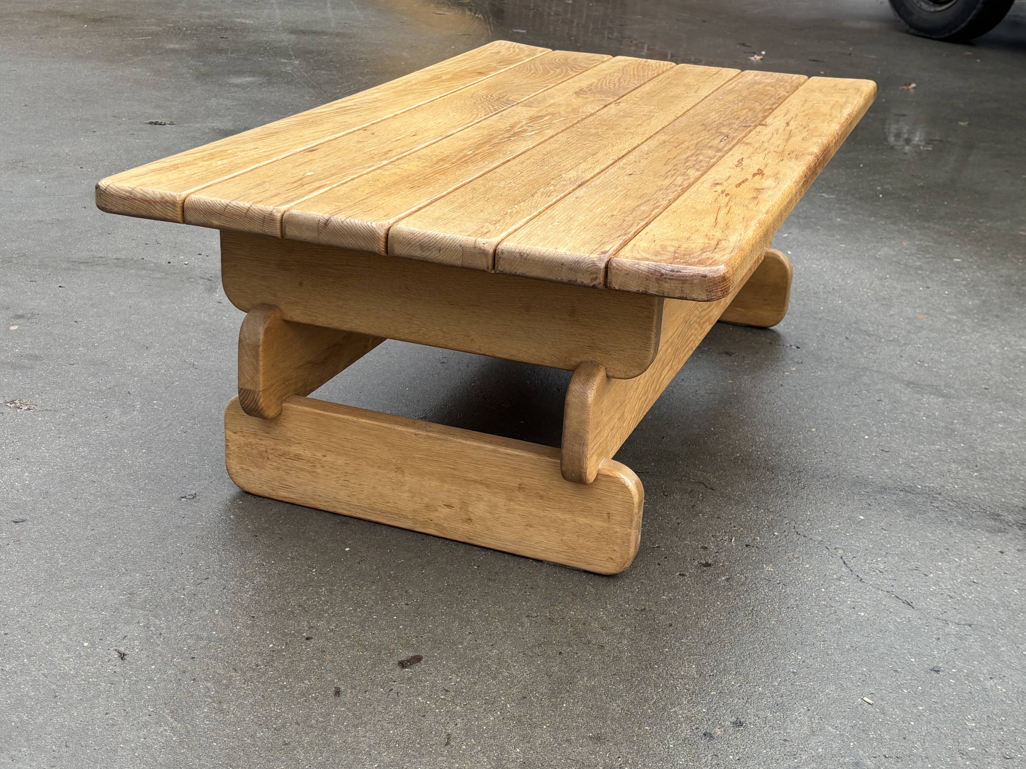 Table basse brutaliste, années 70