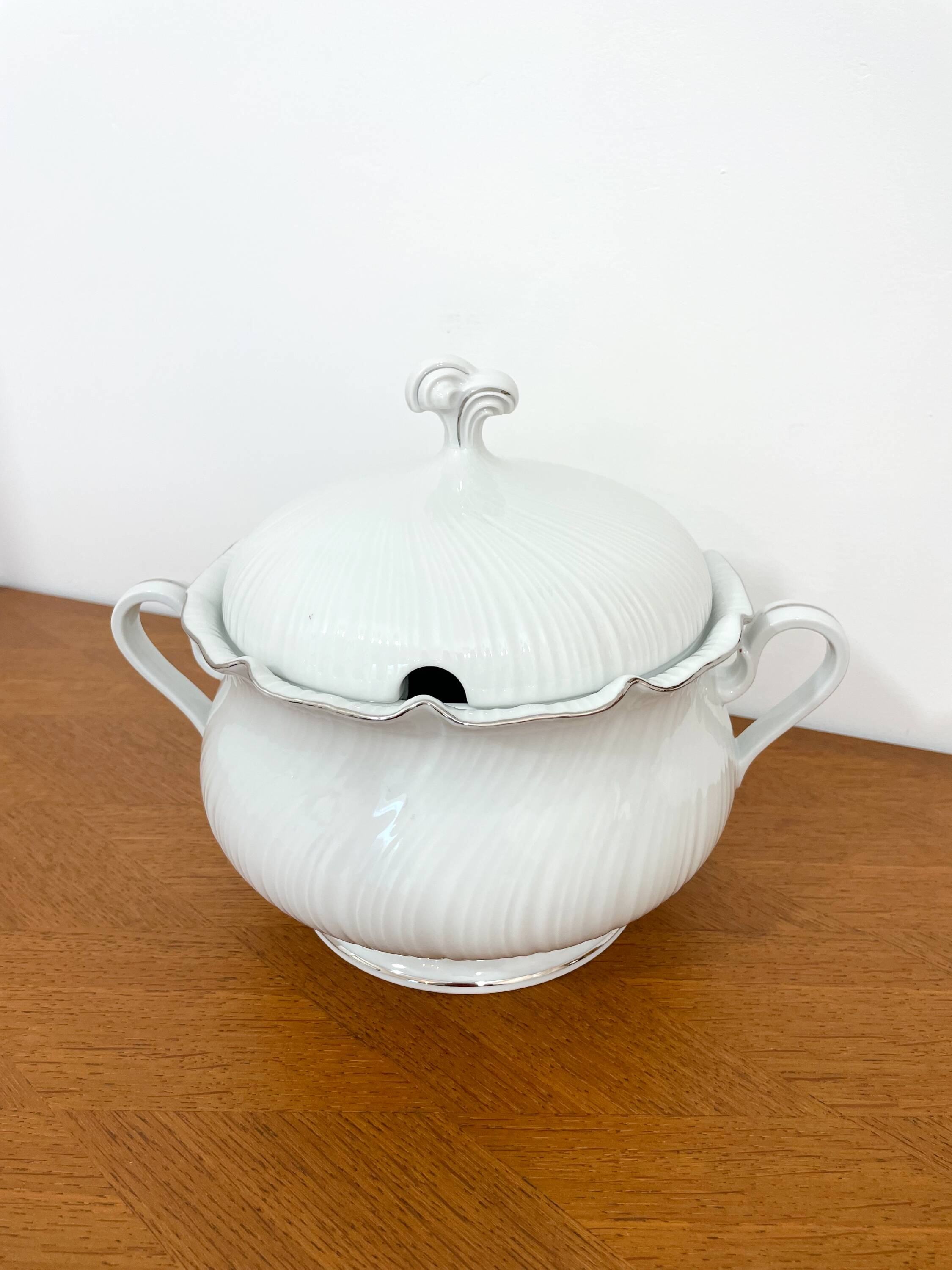 Soup tureen - Royal Tettau - 1930s