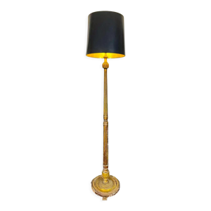Lampadaire français en bois cannelé