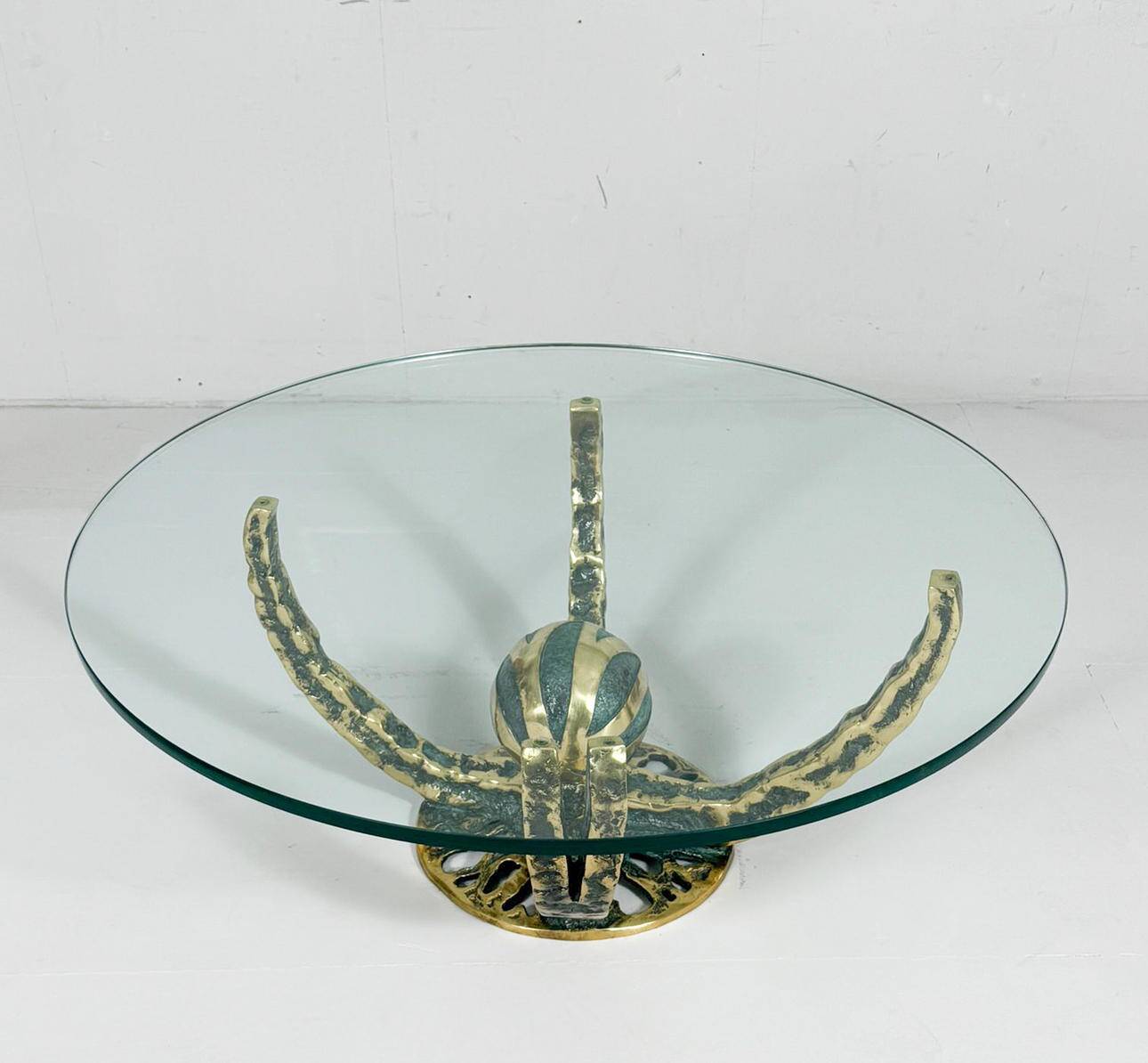 Henri Fernandez. Coffee table by Henri Fernandez, model: 'Octo', France, 1970s.