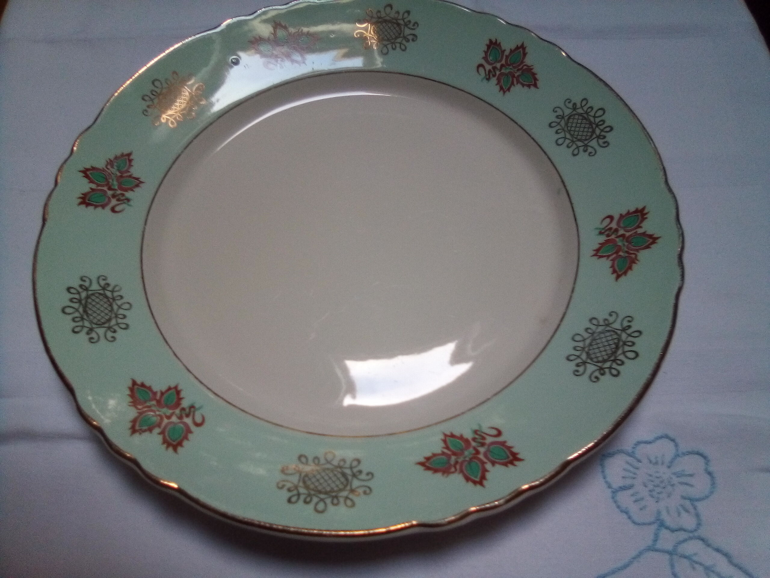 Lot of 2 old dishes Mill of Wolves