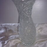 Vase en verre ciselé