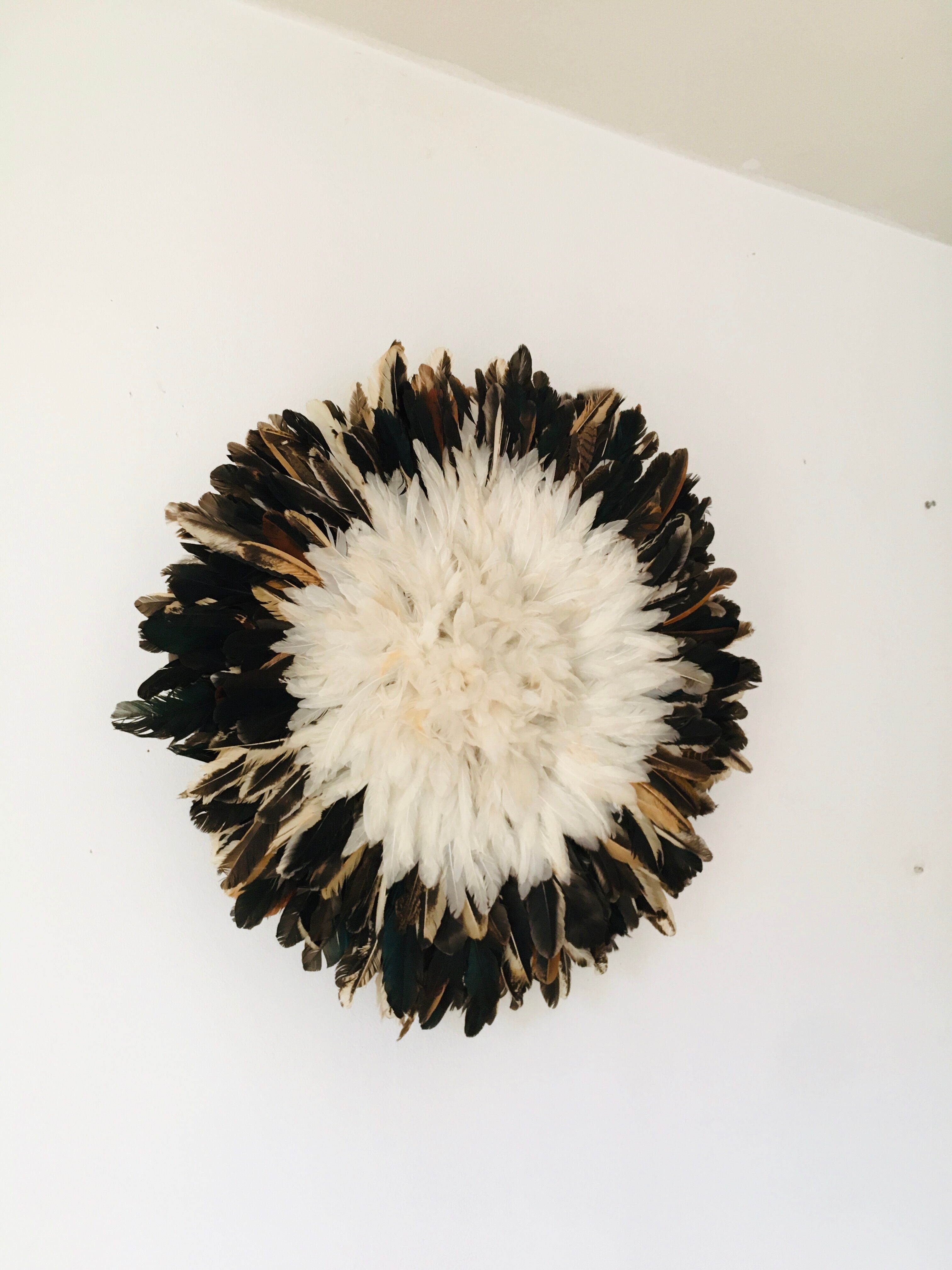 Jujuhat white black 55 cm