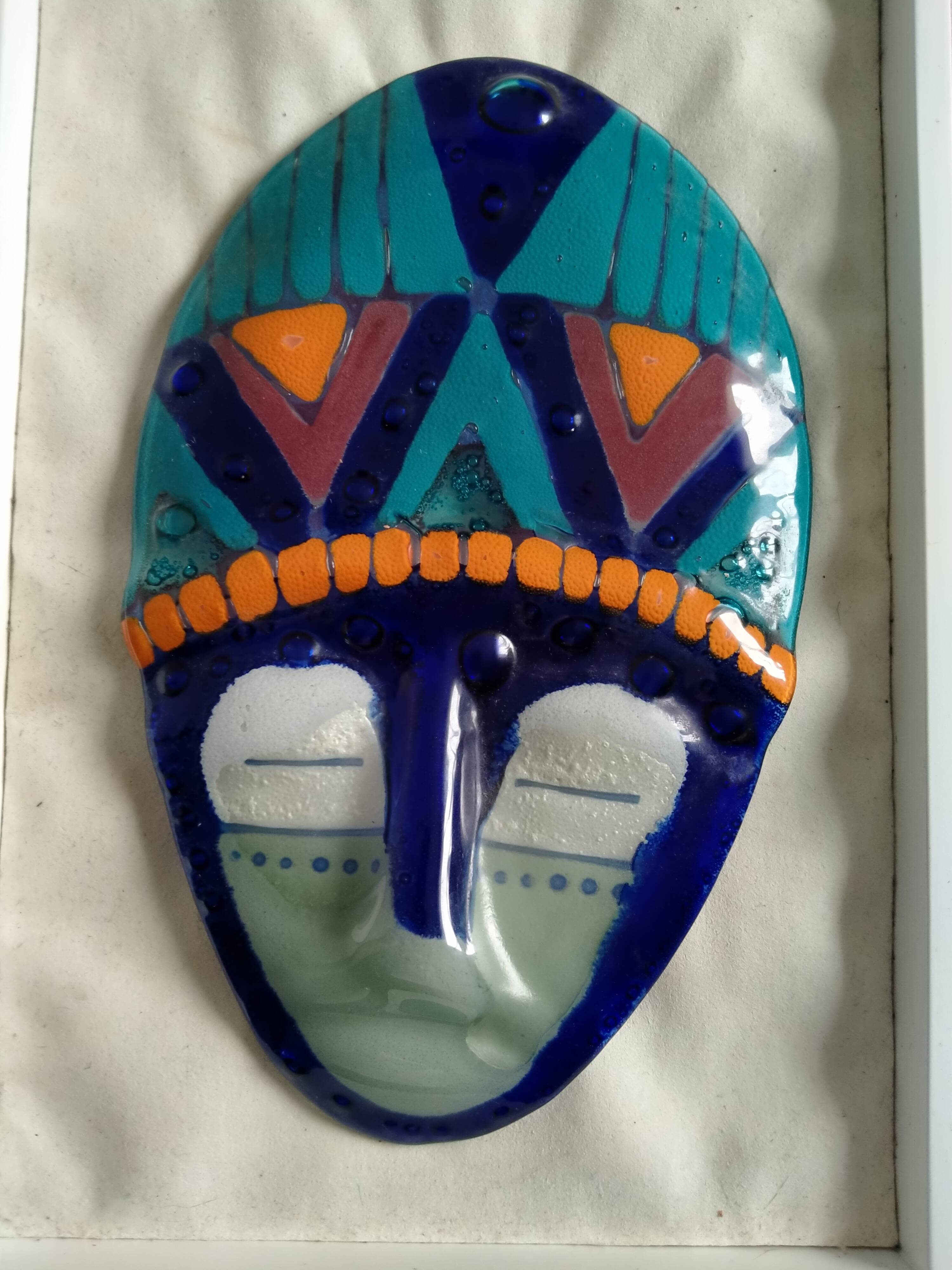Ethnic mask with its display stand