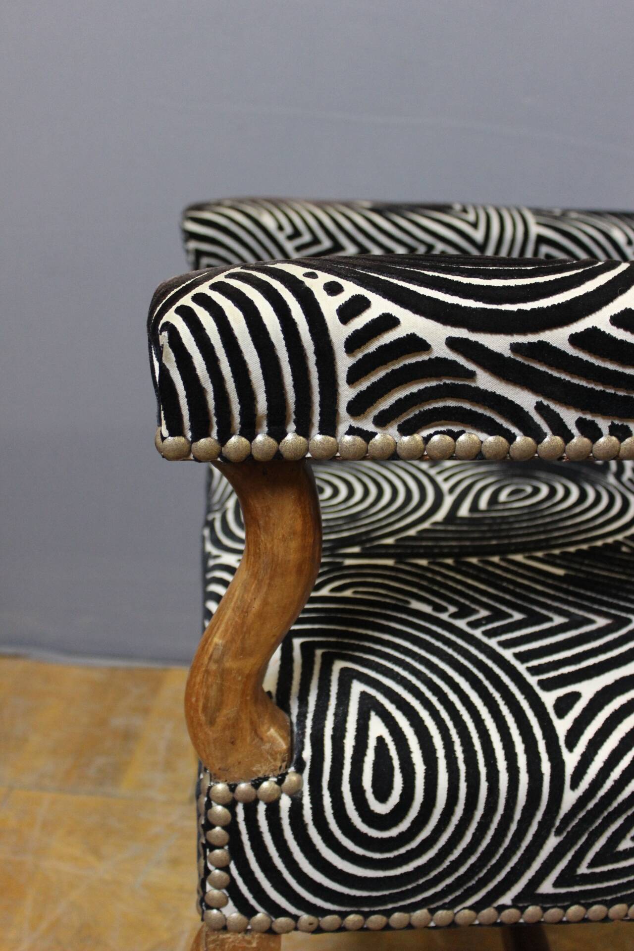 Louis XIV armchair in walnut, 18th century