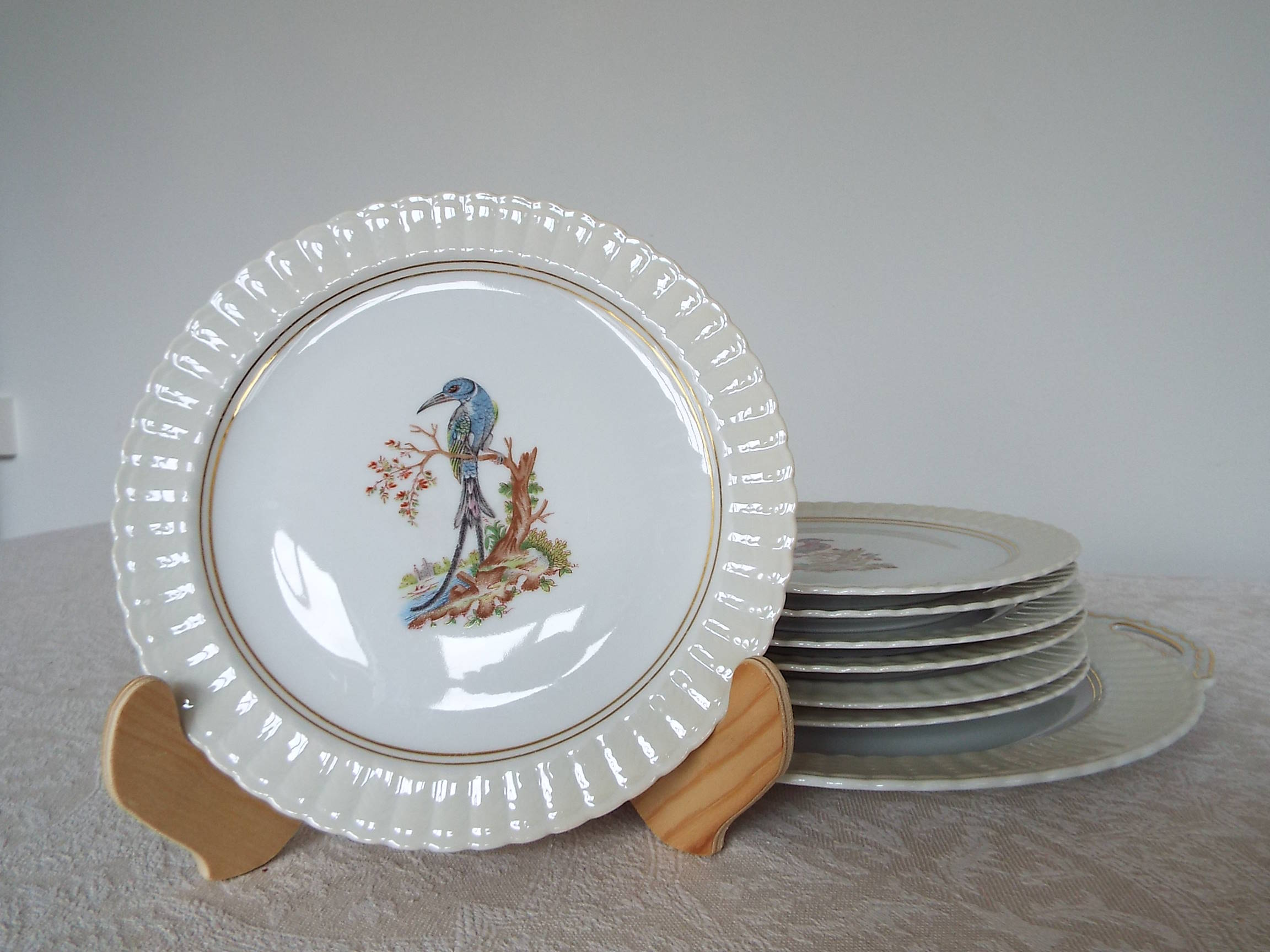 7 bird dessert plates