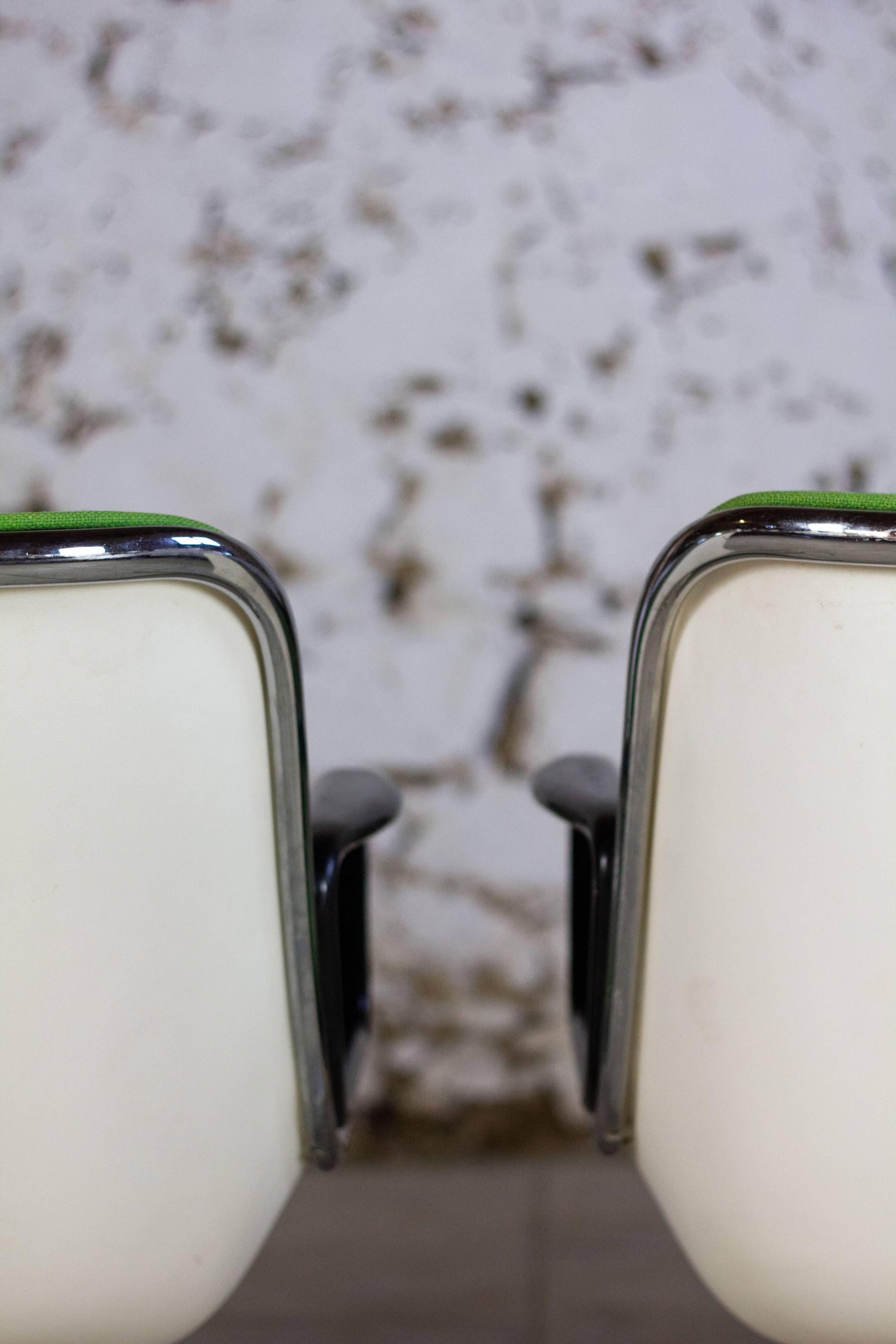 Green executive armchair by Charles Pollock for Knoll, 1960