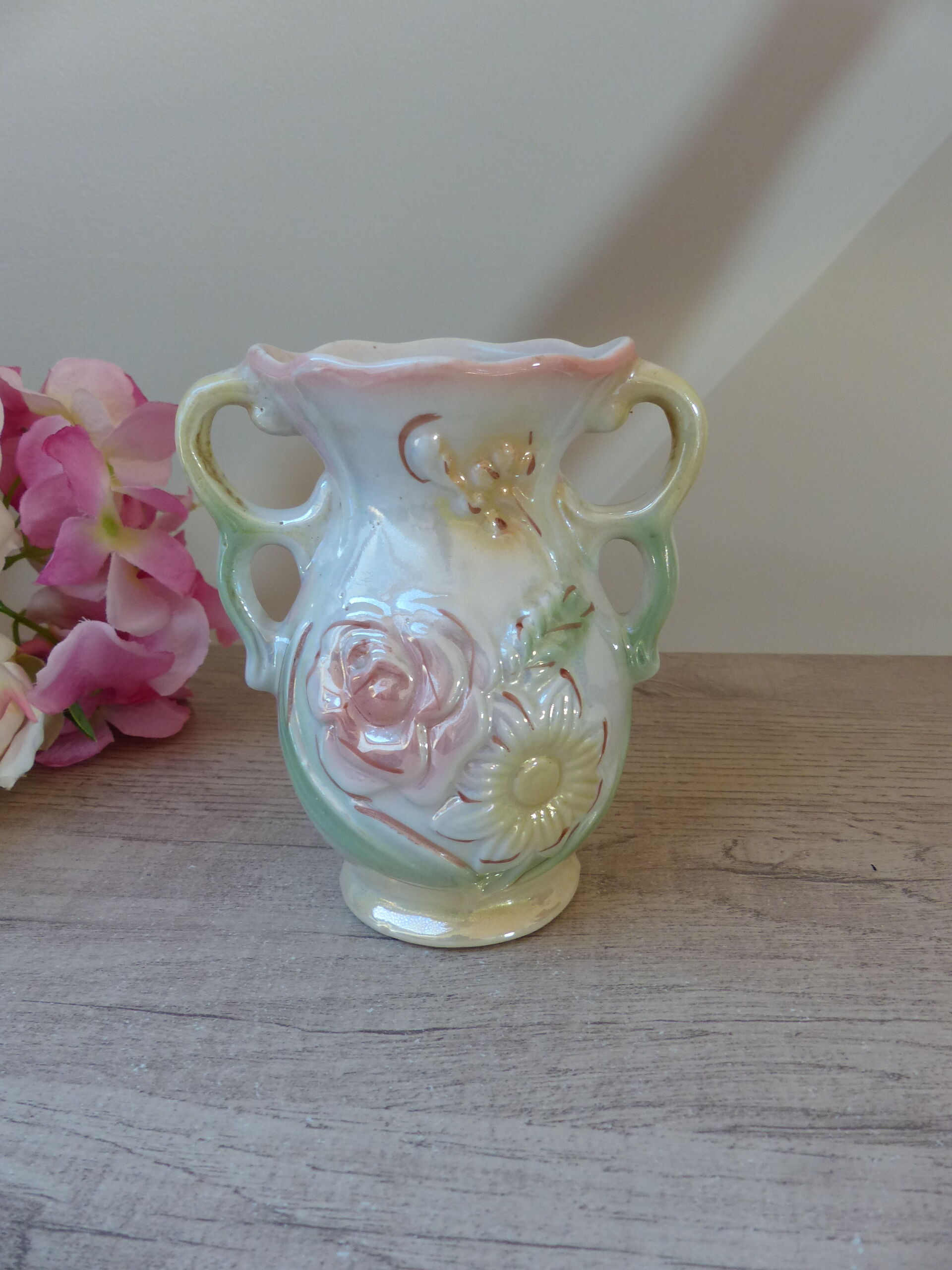 Iridescent ceramic vase floral decoration with double handles made in brazil
