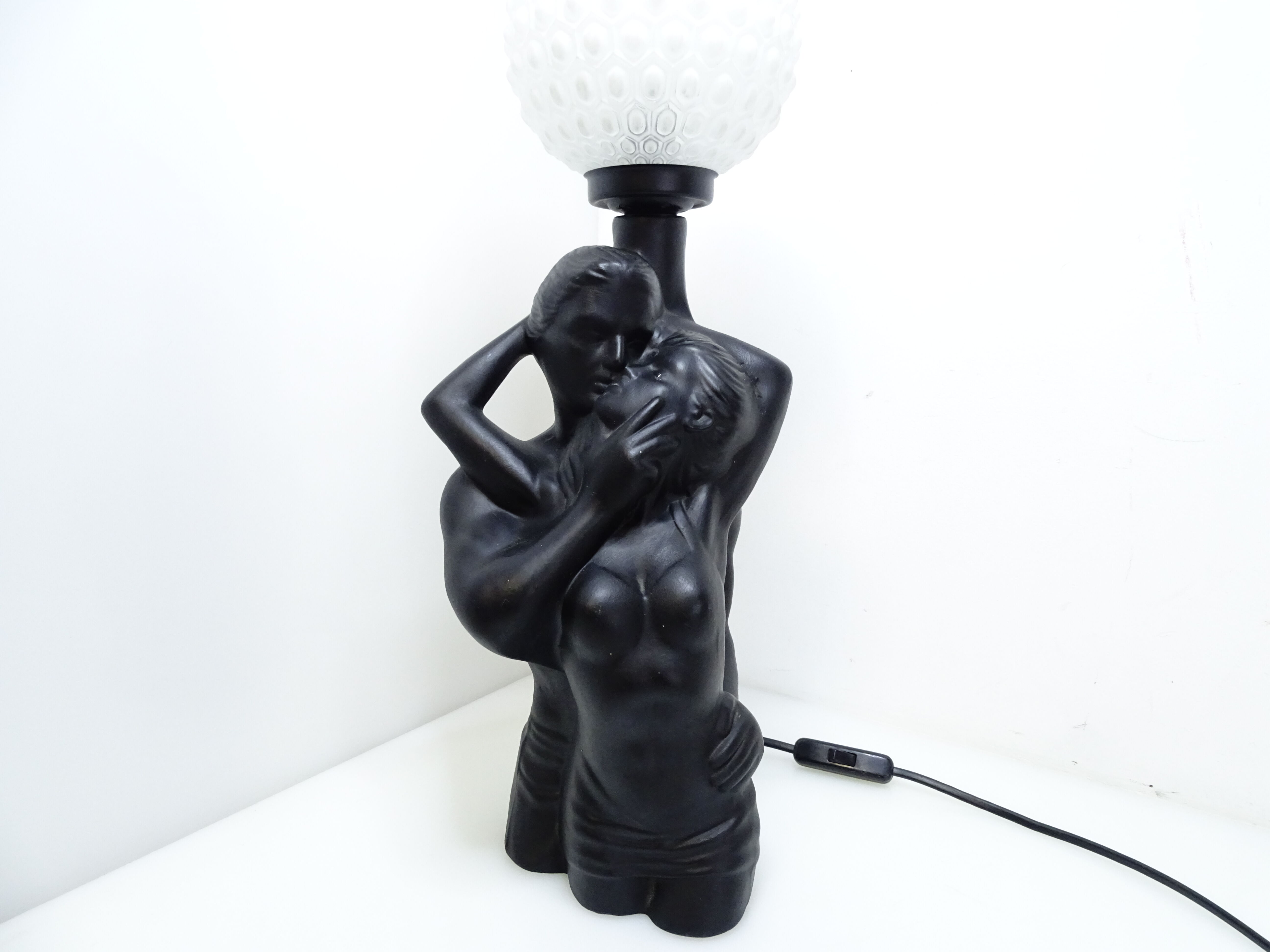 Ceramic love couple lamp and opaline ball