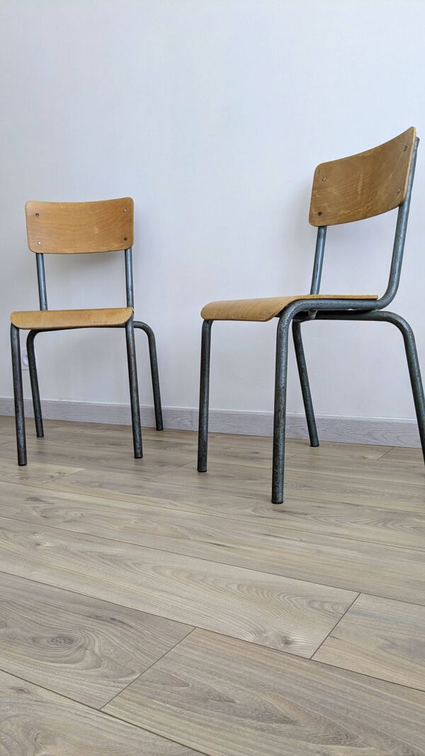 Paire de chaises d’école vintage années 50 esprit Jacques Hitier