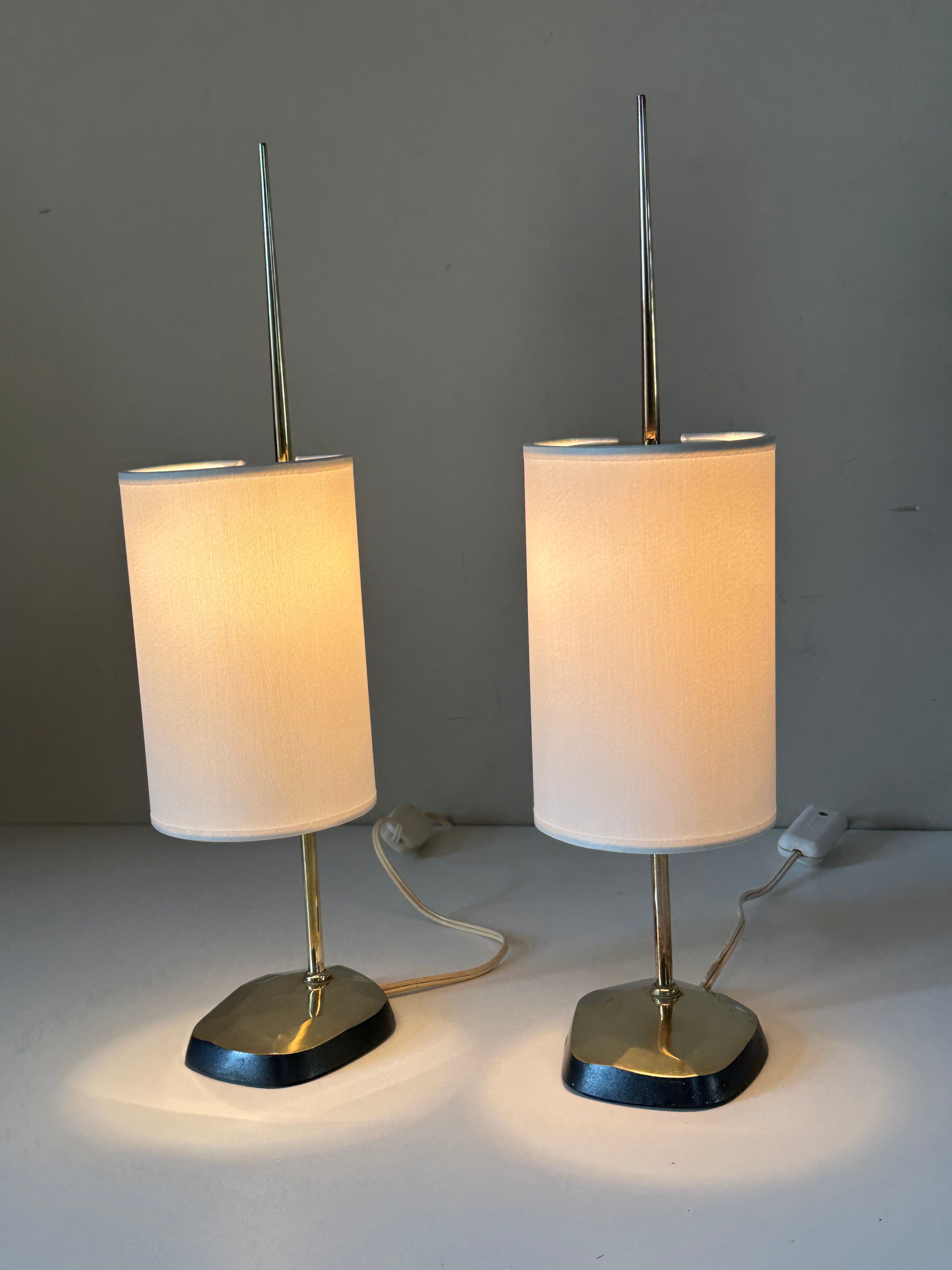 Pair of vintage brass lamps design 60 years