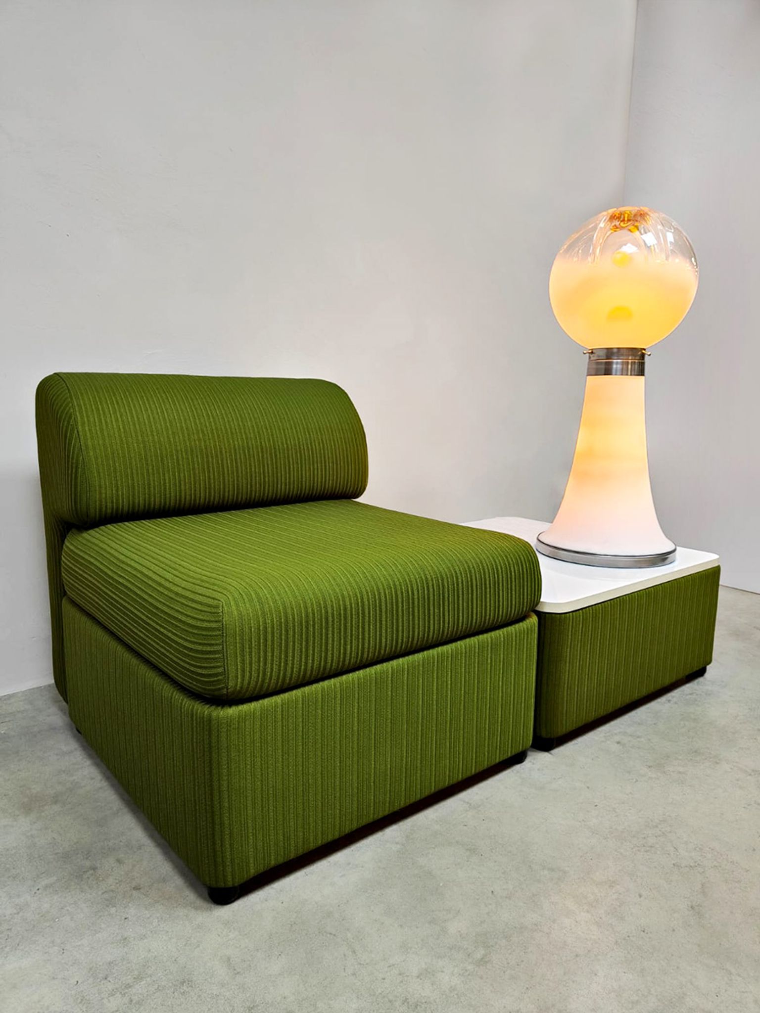 Vintage Italian design glass floor table lamp