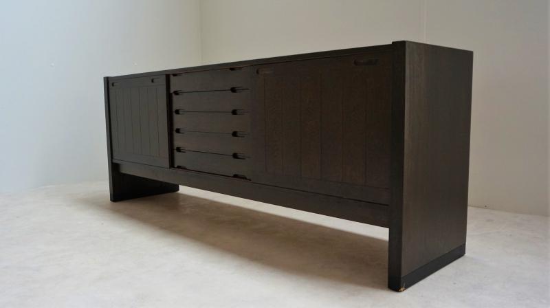 Scandinavian ebony oak thread by Skovby