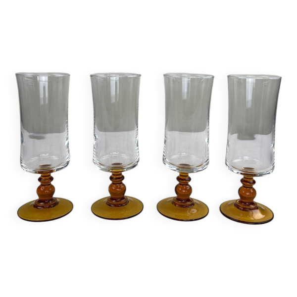 Verre à pied ambré