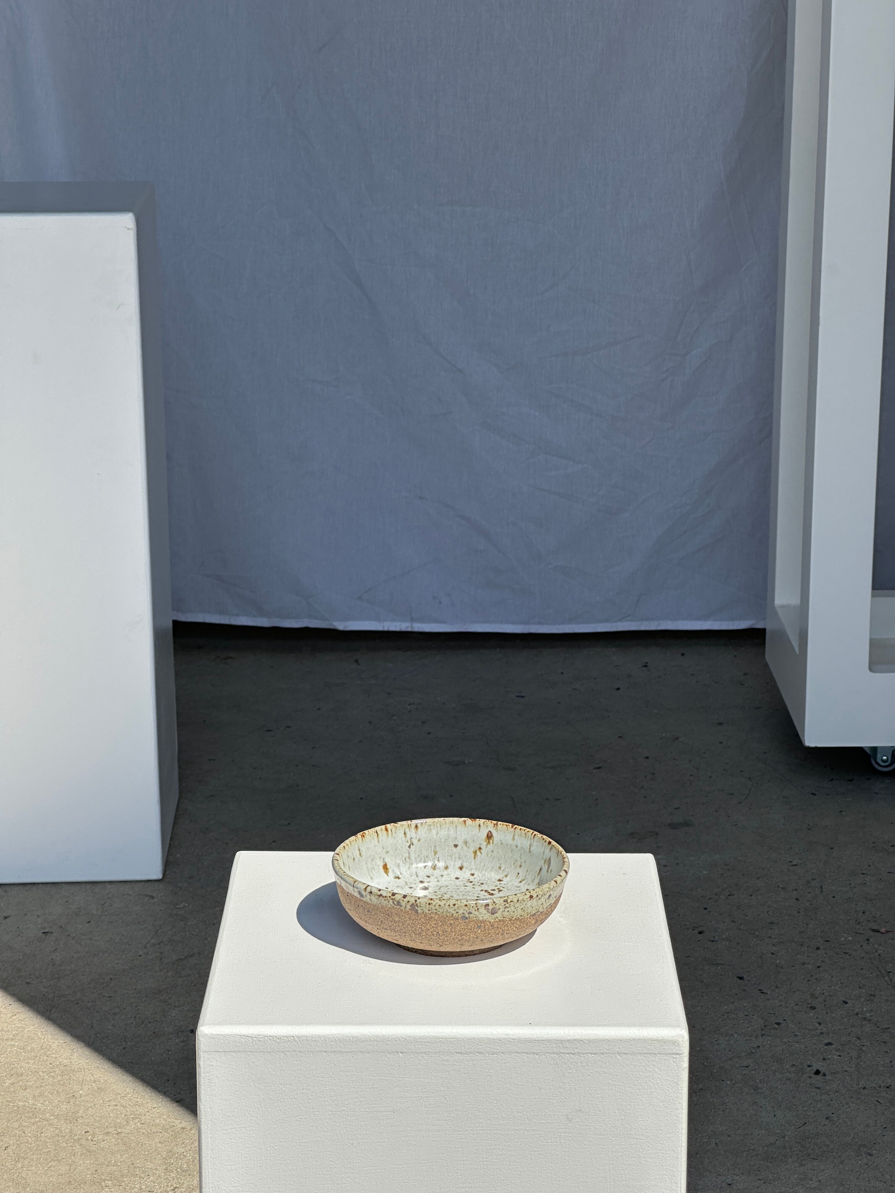 Bol en céramique moucheté et brun mat