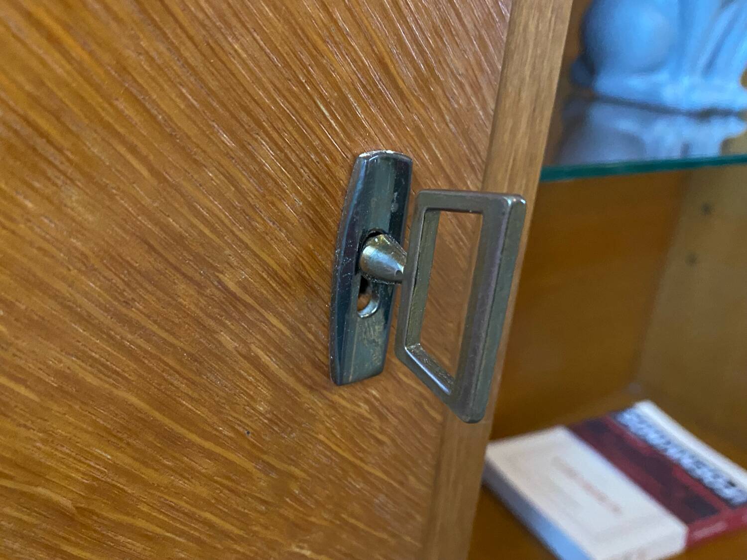 Vintage sideboard (shallow)