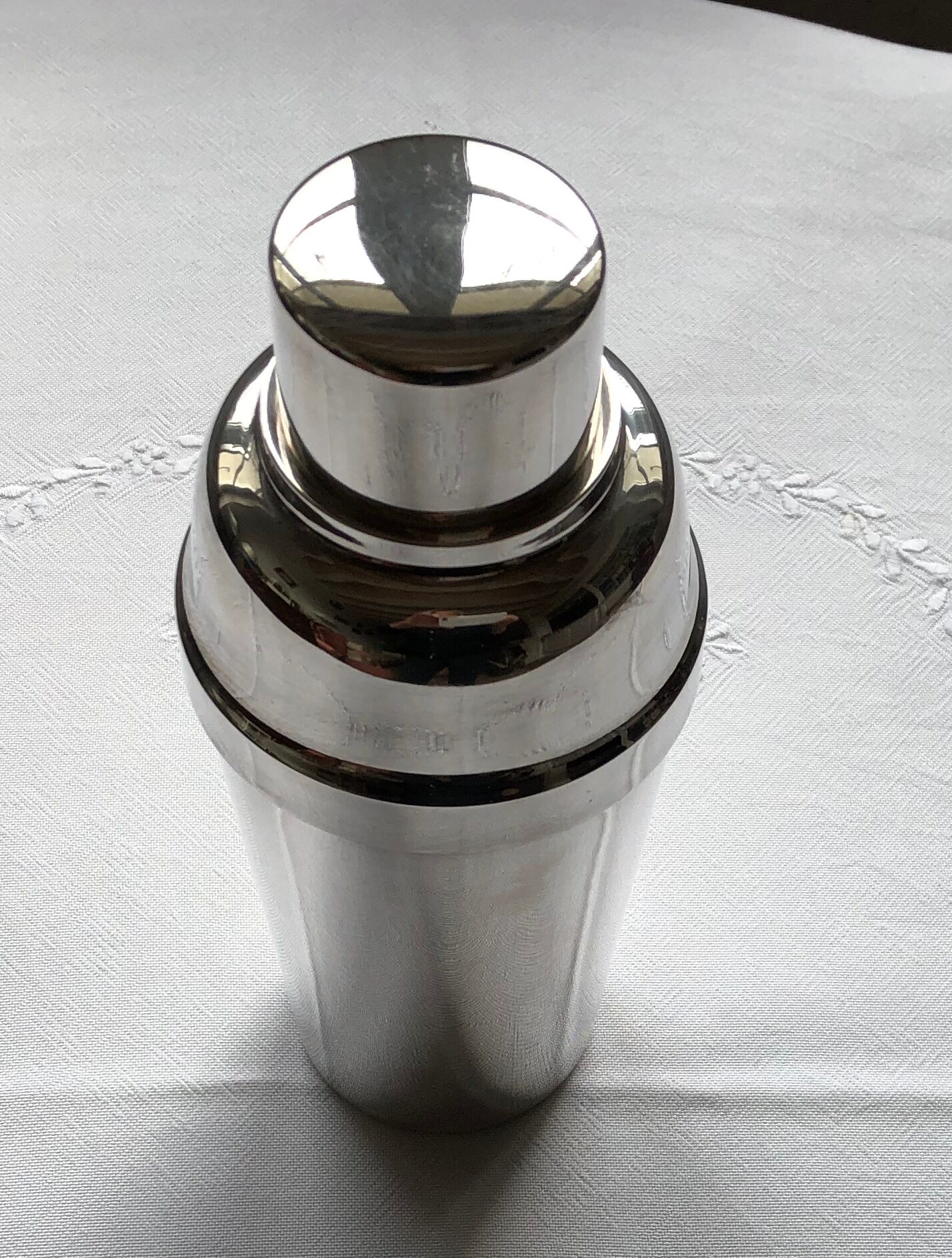 Shaker Ercuis en métal argenté