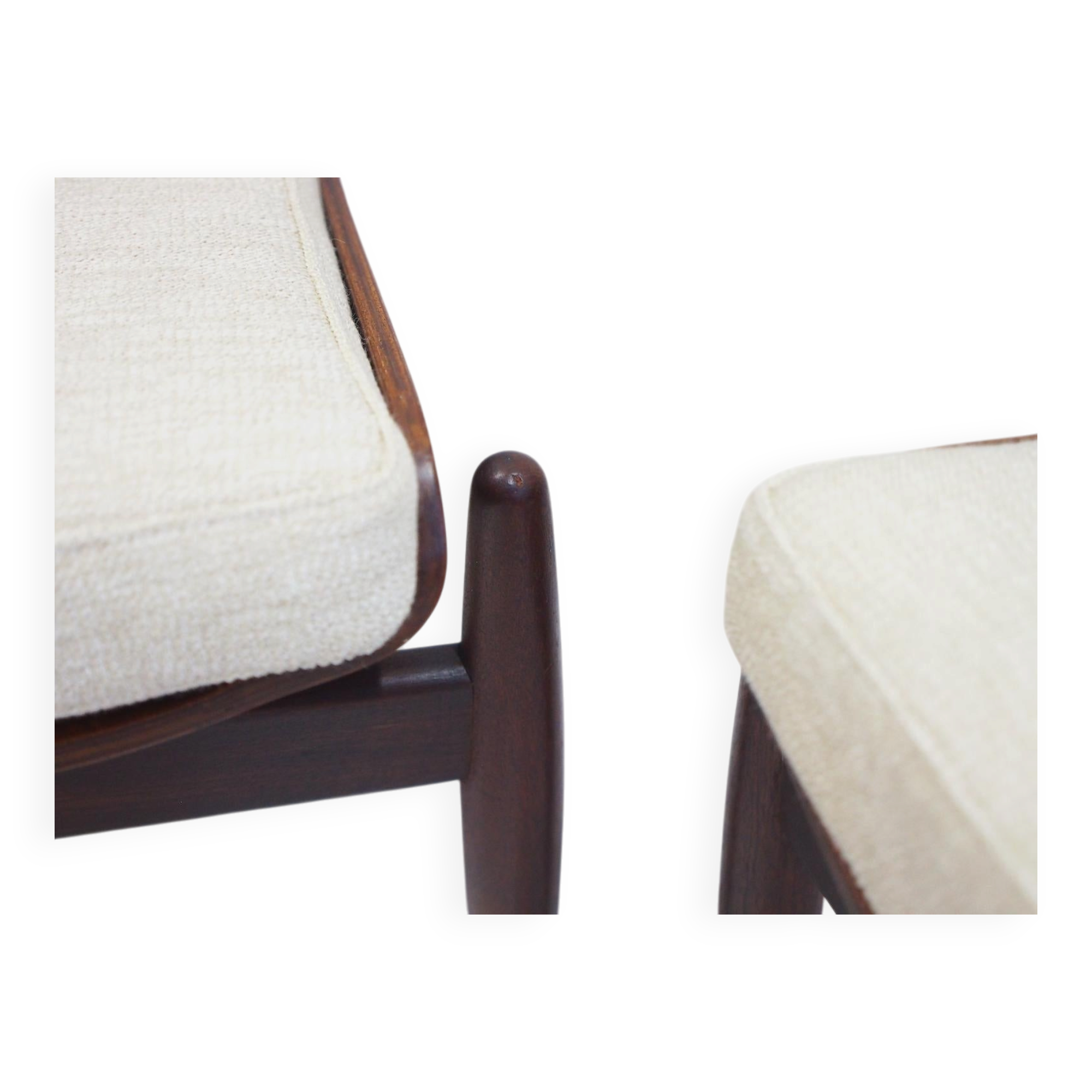 Pair of modernist Italian wooden accent chairs by Barovero.